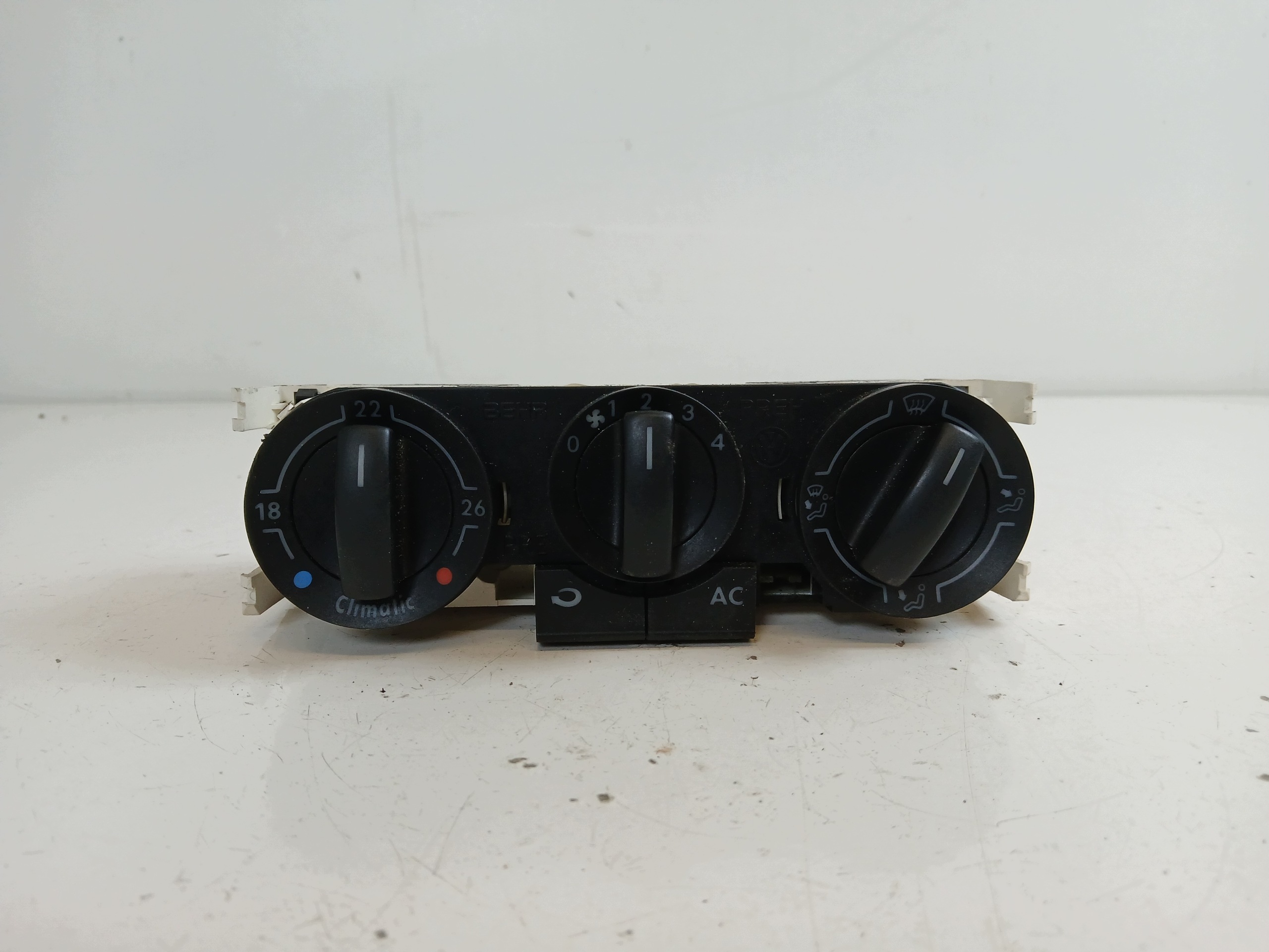 VW POLO 9N PANEL klími klimatizaci 6Q0820045E