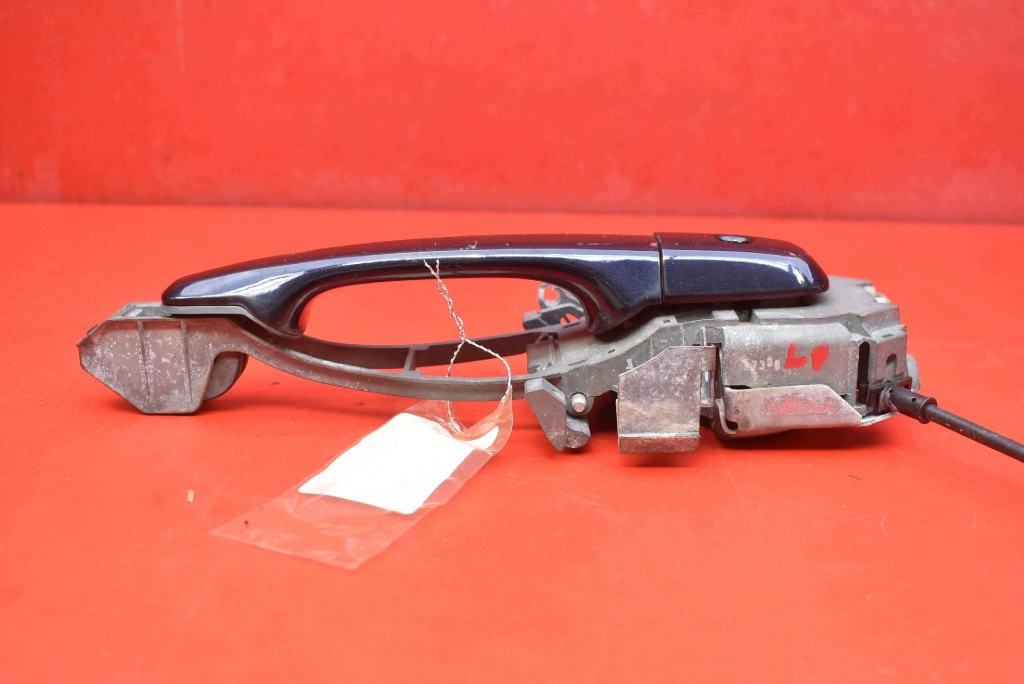 handle left front front 467-46 VOLVO S80 2 II V70 3 III 06-09