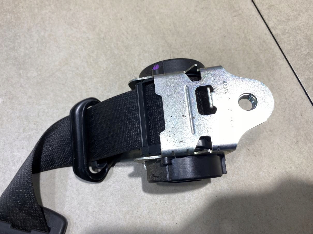 Gurten Sicherheits links heck OPEL CORSA D FL 13290256