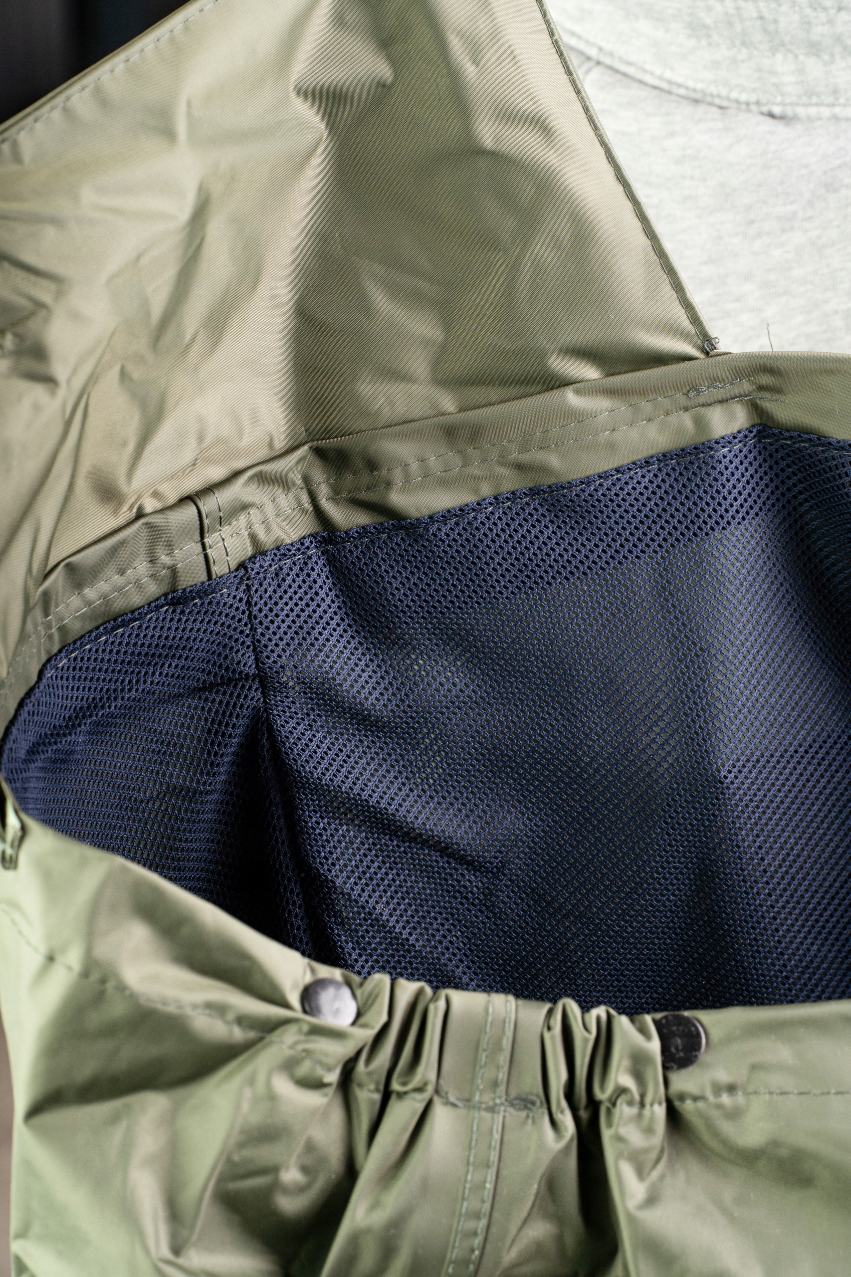 SPODNIOBUTY CIENKIE NA LATO 44/46 WYSOKA JAKOŚĆ RUMPOL Model SPODNIOBUTY