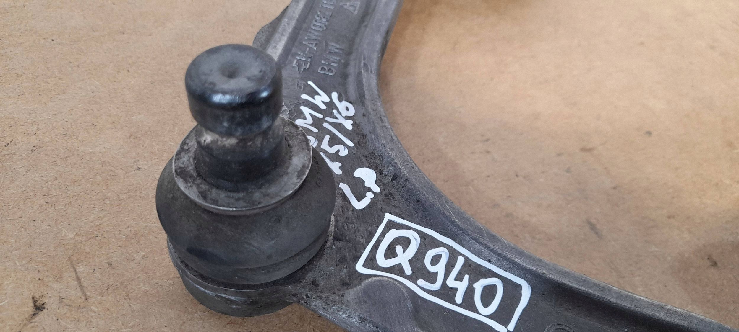 BMW X5 E70 X6 E71 arm upper front left ENAW6082T6 (Q940)