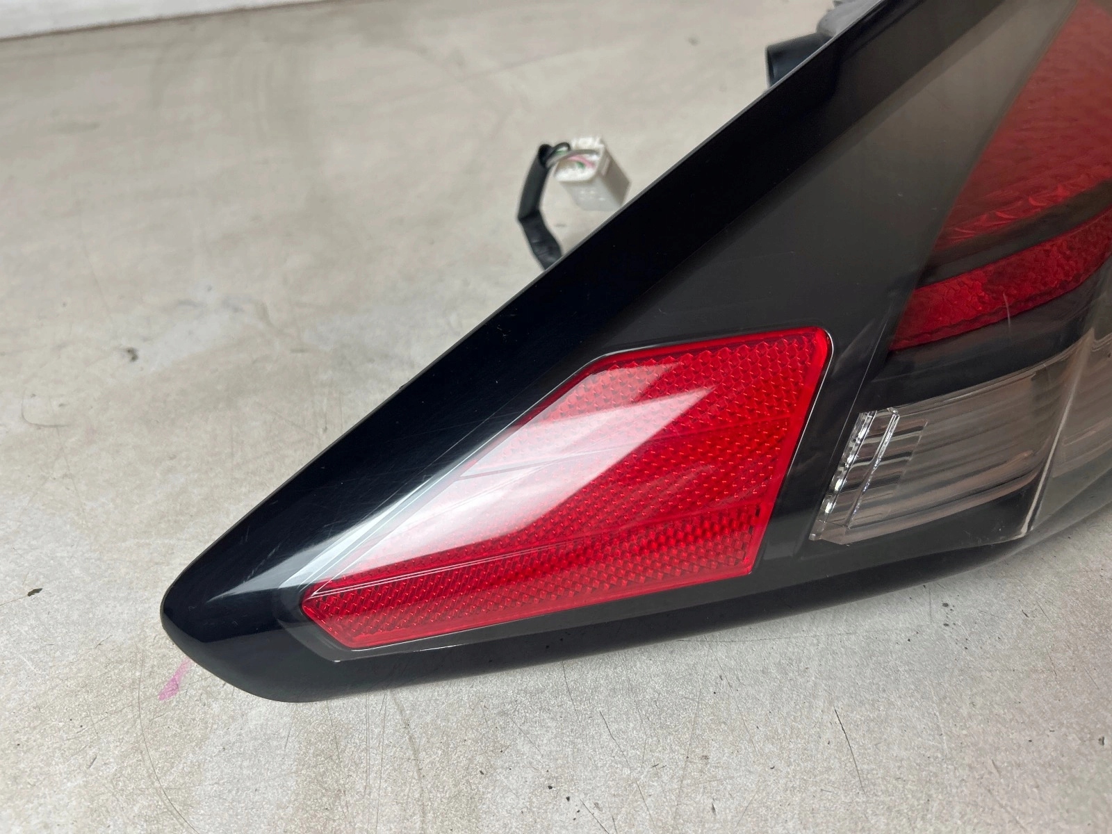 light rear part rear left Hyundai Ioniq 4 lift