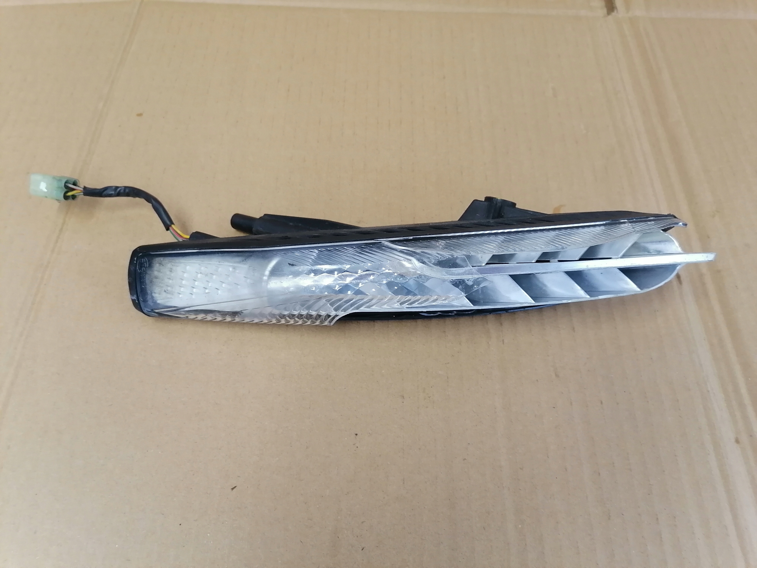 Ducati diavel 1200 задний указатель поворота