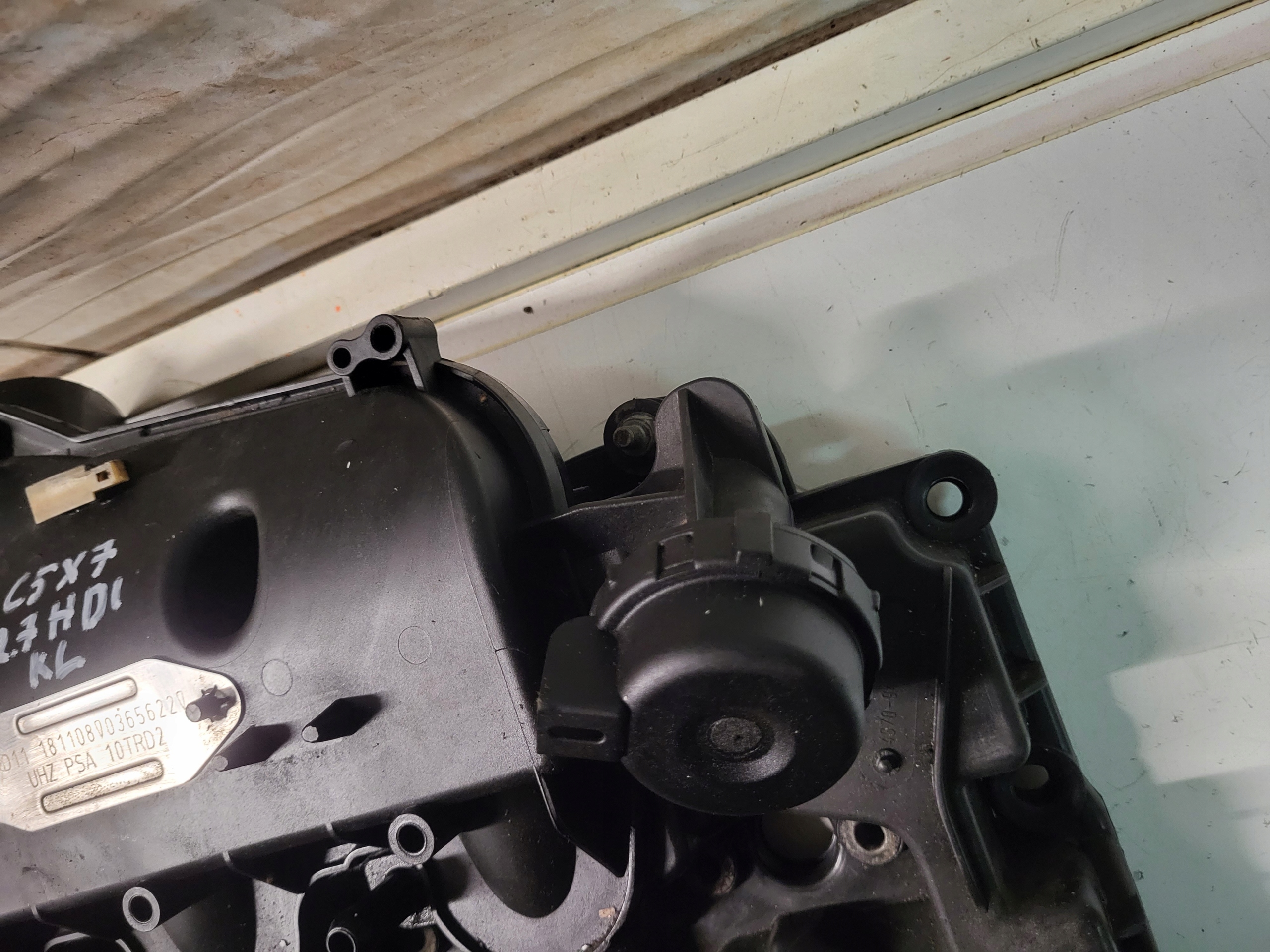 Abdeckung der Ventile CITROEN C5 III X7 2.7 HDI