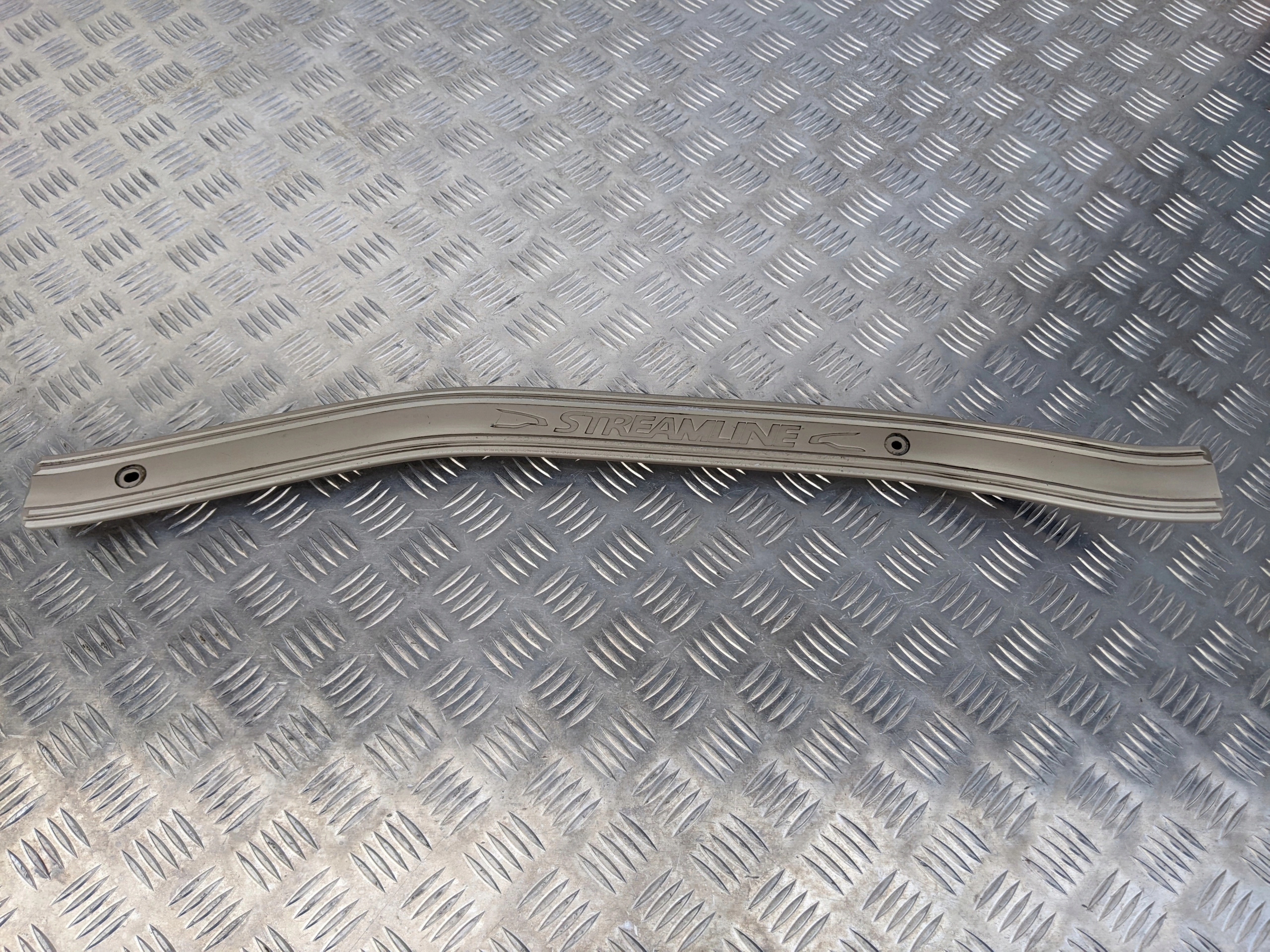 LISTWY LISTWA PROGOWA SCANIA V8 Typ samochodu Samochody ciężarowe