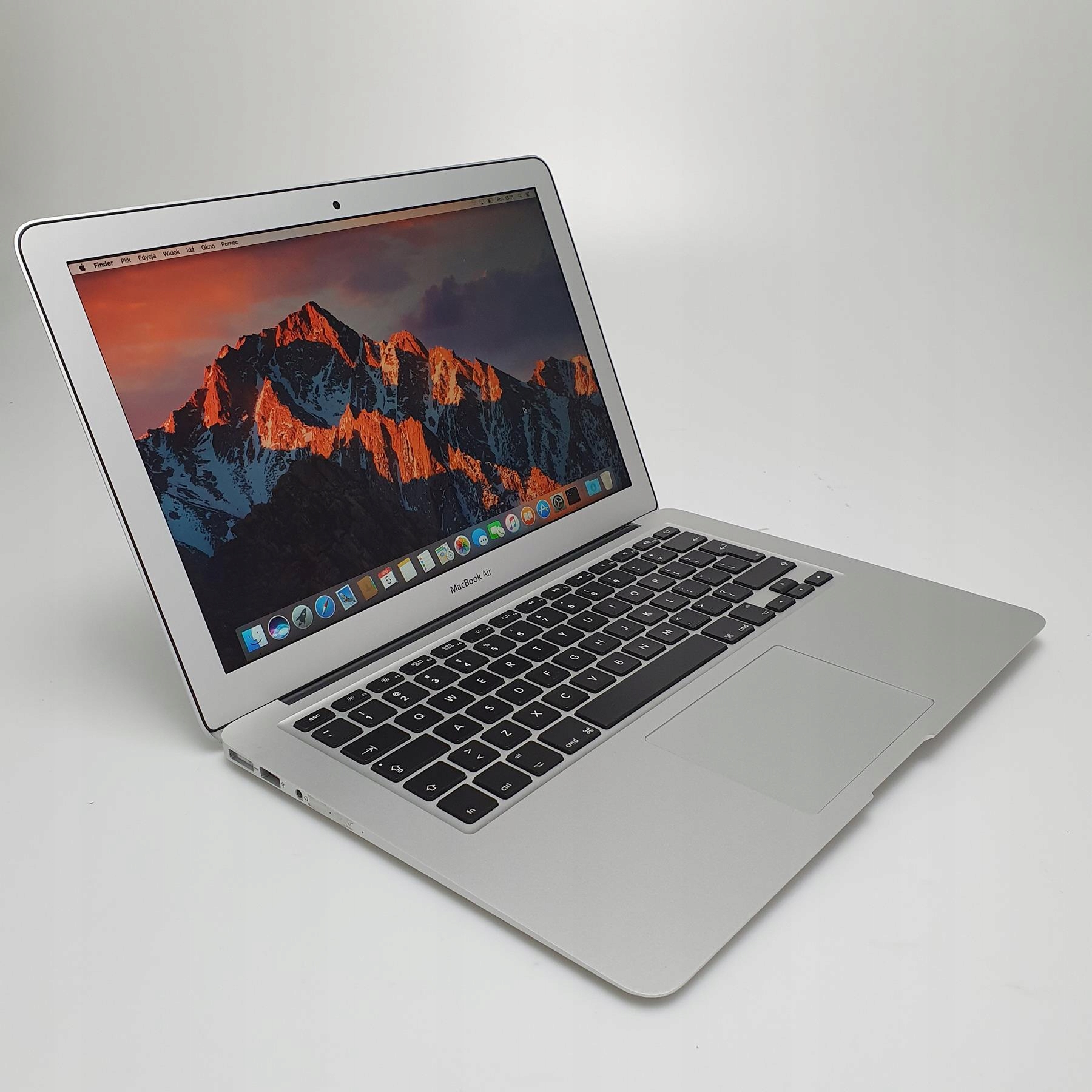 Macbook Apple Air A1466 i5 5250U 8GB 256GB SSD za 7728 Kč - Allegro