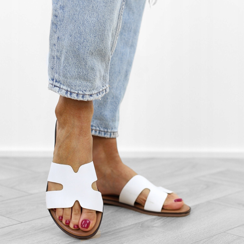 Białe klapki damskie lekkie eleganckie sandały PS01 r.36 Kod producenta PS01