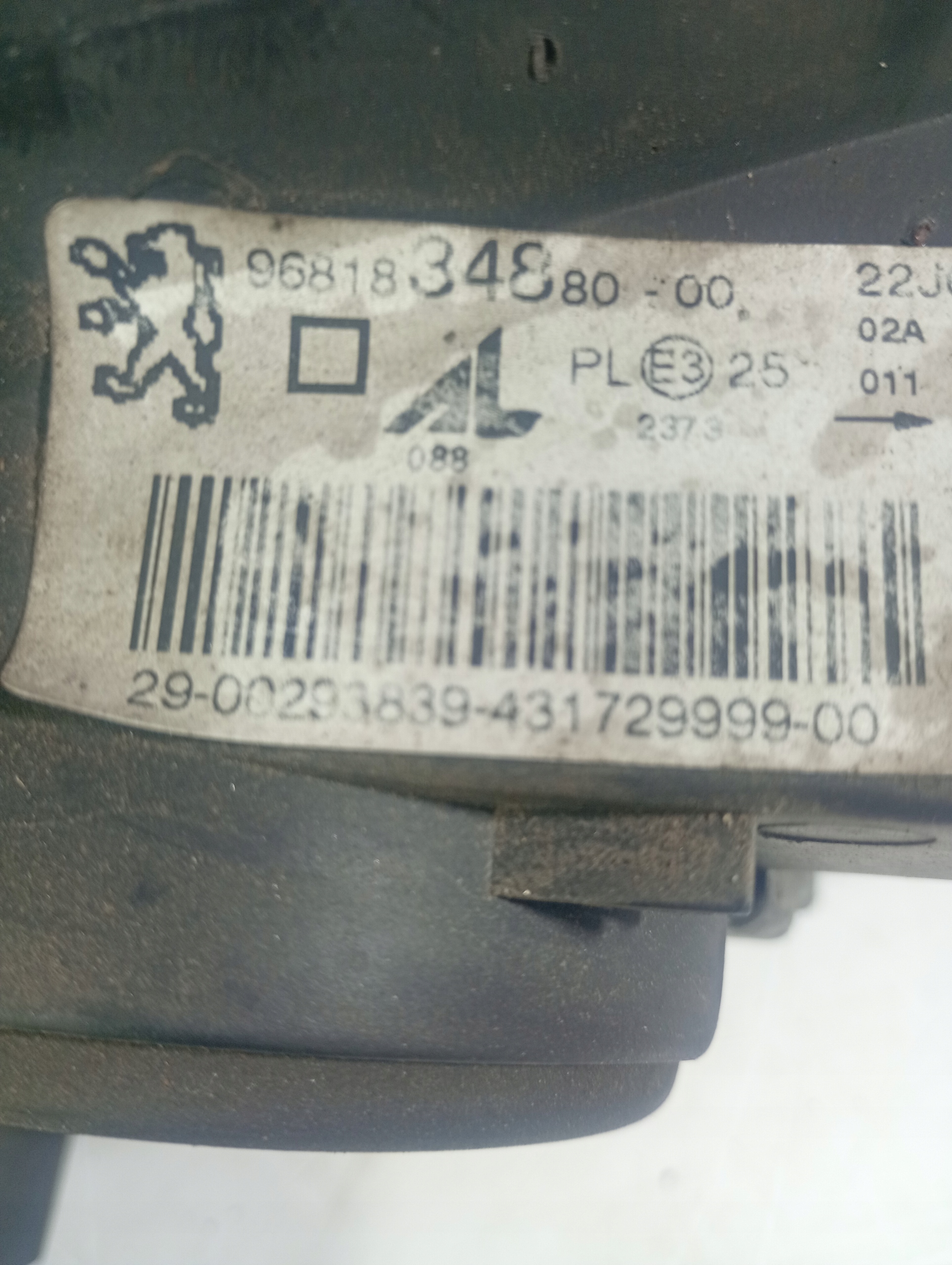 Peugeot 307 01-05 REFLEKTOR left front front OE 96818348