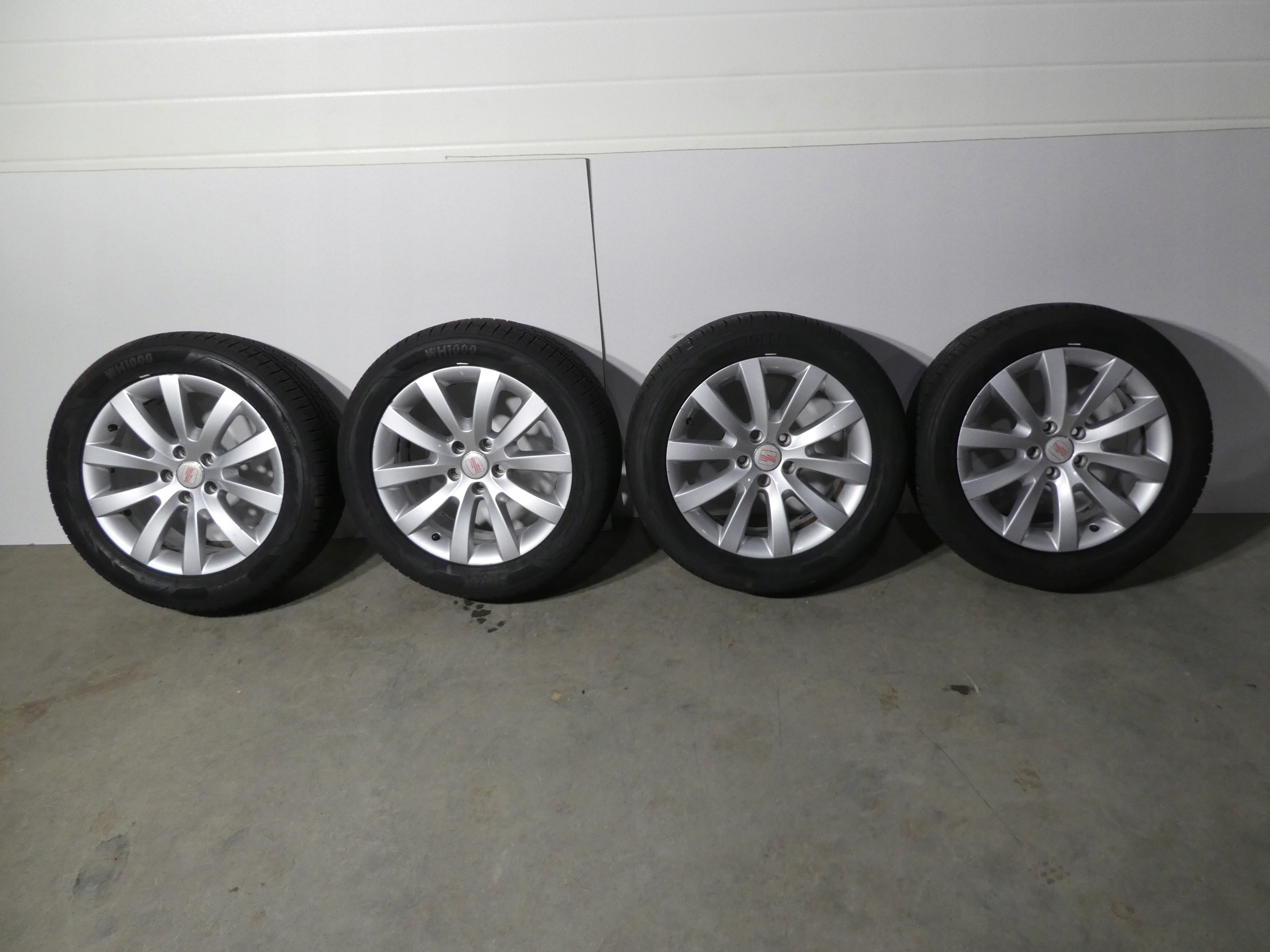 4X wheels discs tyres VW SEAT 1K8601025 2020R