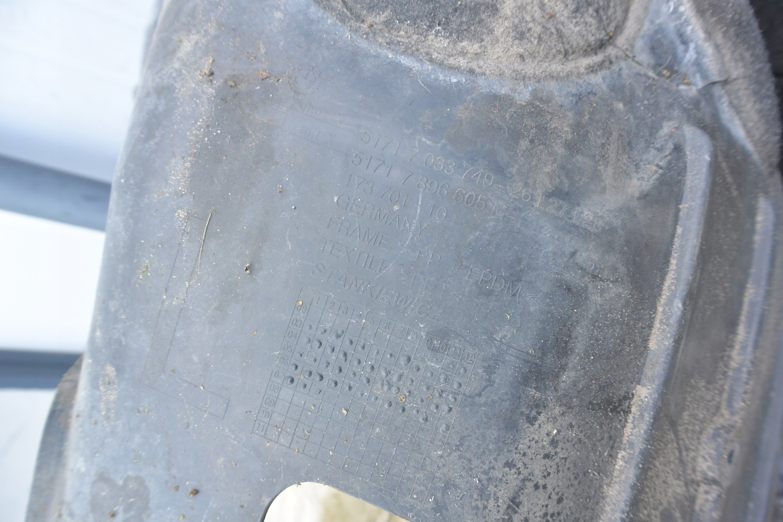mudguard front left right BMW 5-SERII E60 E61