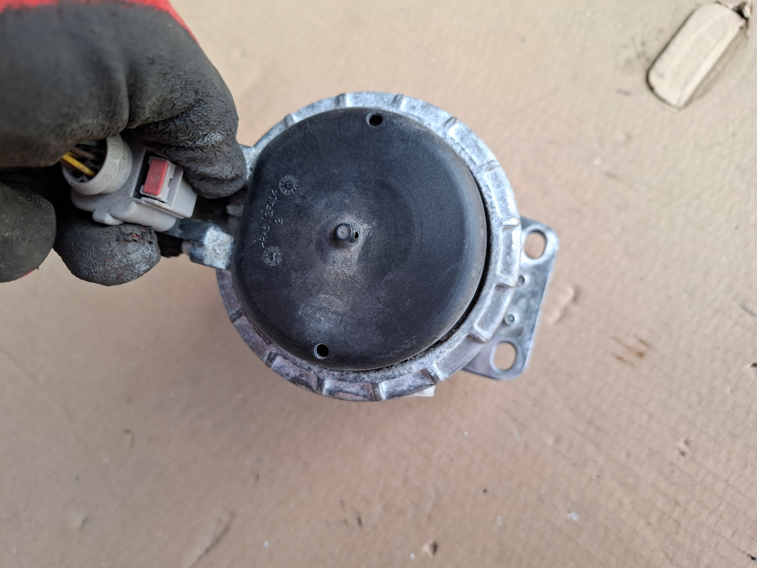 PORSCHE CARRERA 911 992 992199384A engine mount HYDRO MOUNTING