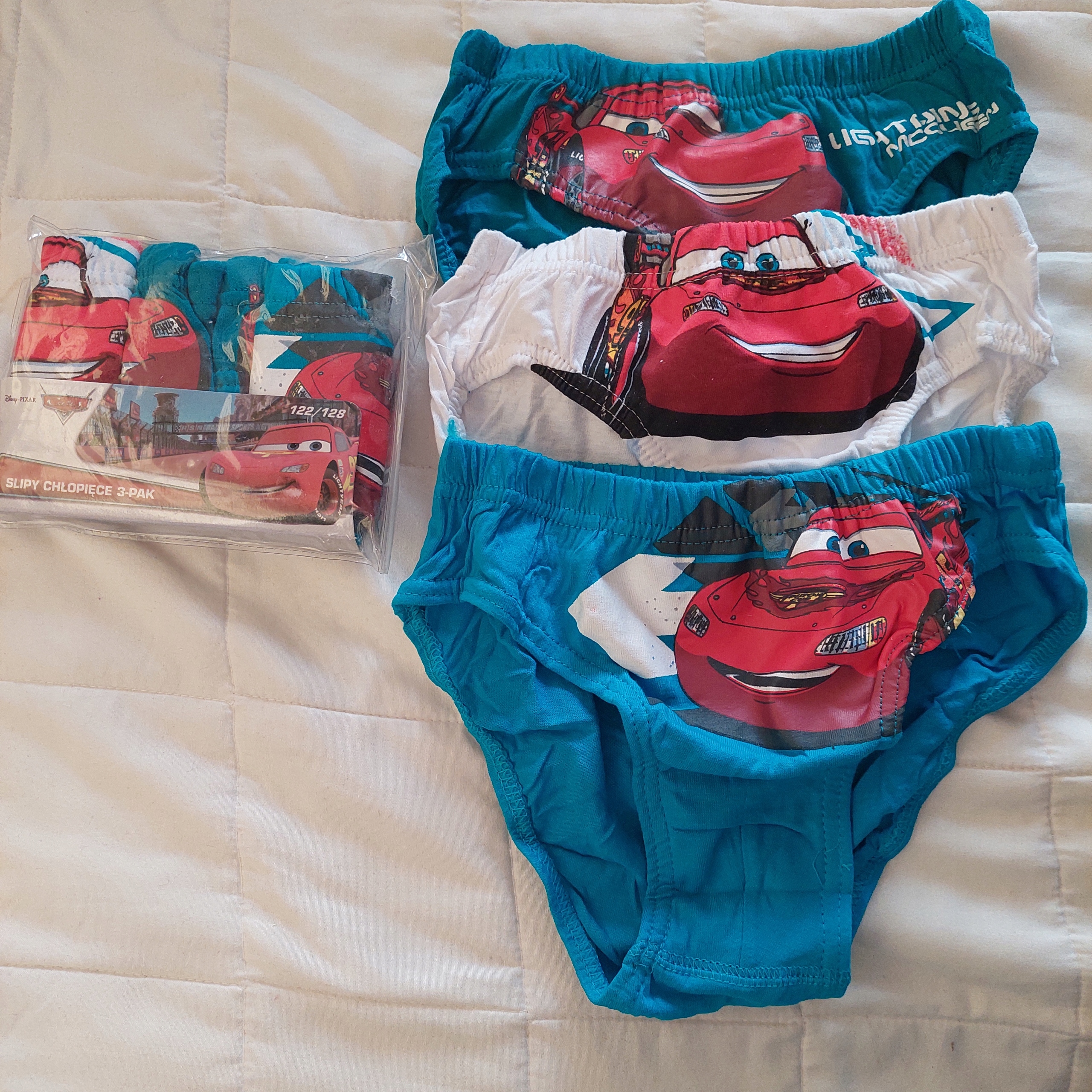 

3pak nowe slipki majtki Cars 122/128 100% bwełna