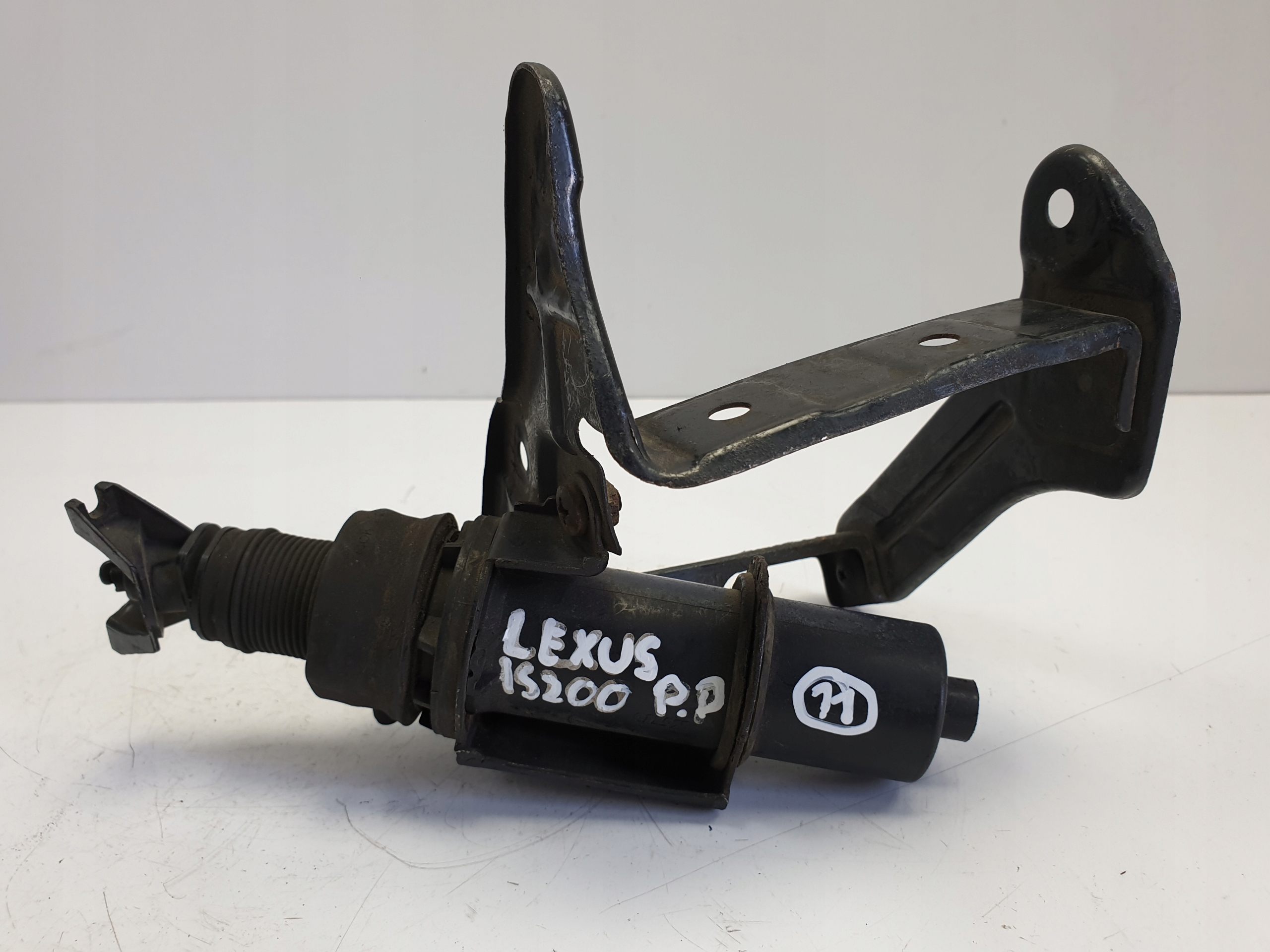 Lexus Is220 IS II ОМЫВАТЕЛЬ ПЕРЕД ФАРЫ