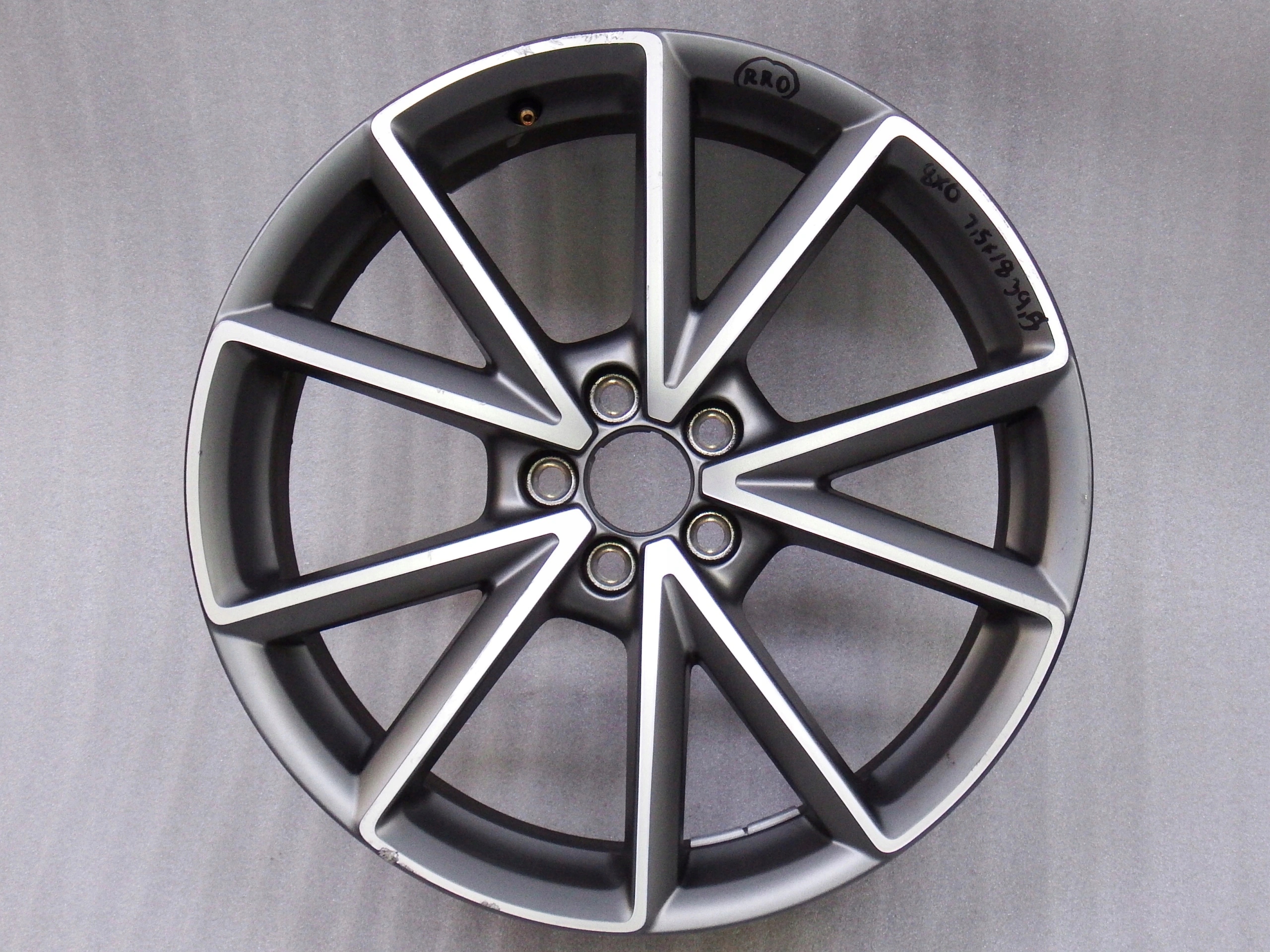 ОБІД AUDI A1 S1 7,5x18 Et39 5x100 OEMx0601025bp