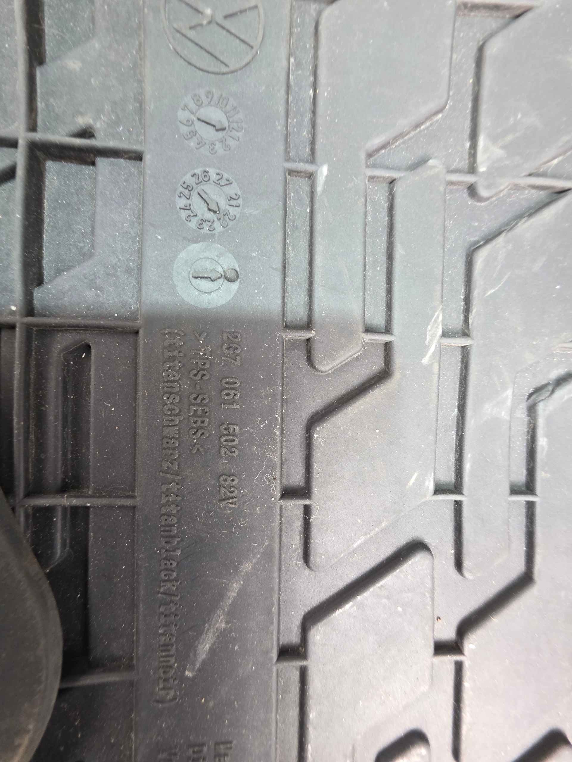 mats rubber TAIGO 2G7 2G7061502 2G7061512