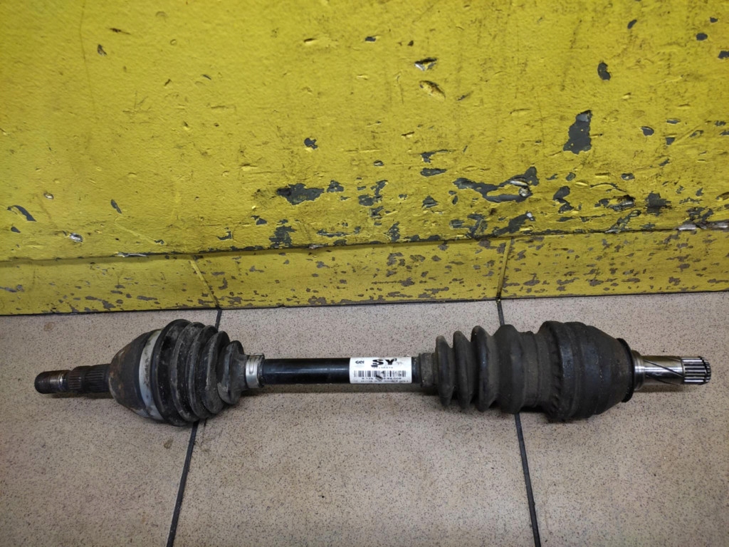 OPEL ASTRA H 1.4 semi-axis left front 13136379