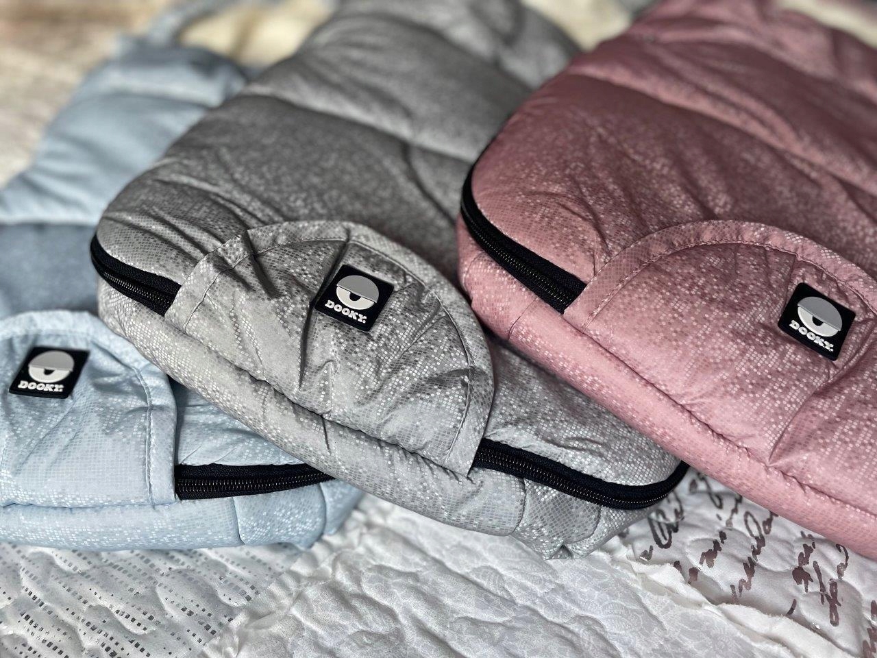 ŚPIWOREK DO FOTELIKA NOSIDEŁKA 0-9M FROSTED PINK SAPPHIRE DOOKY Marka Dooky