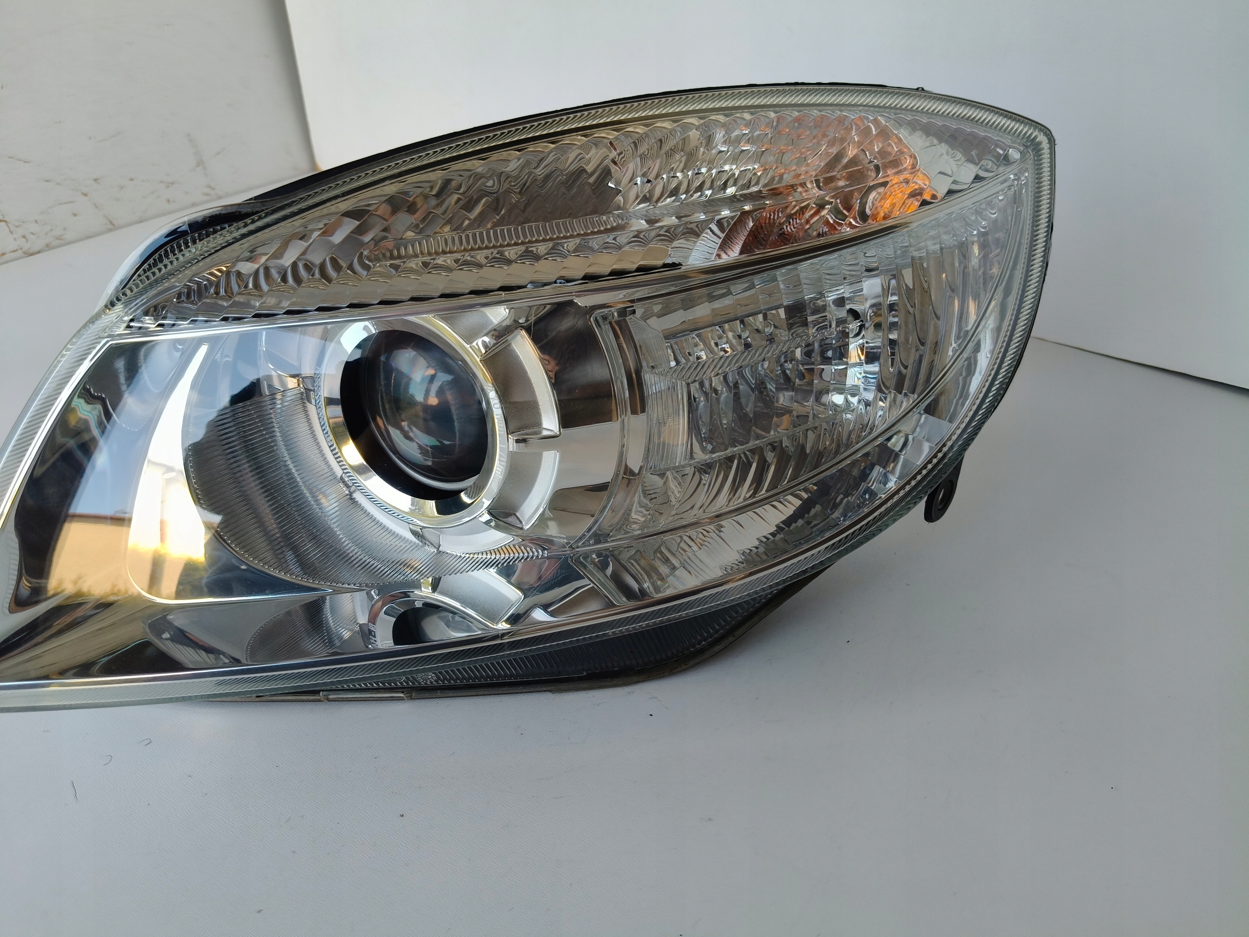 light left REFLEKTOR SKODA FABIA II 2 5J 5J0 07-10 lens