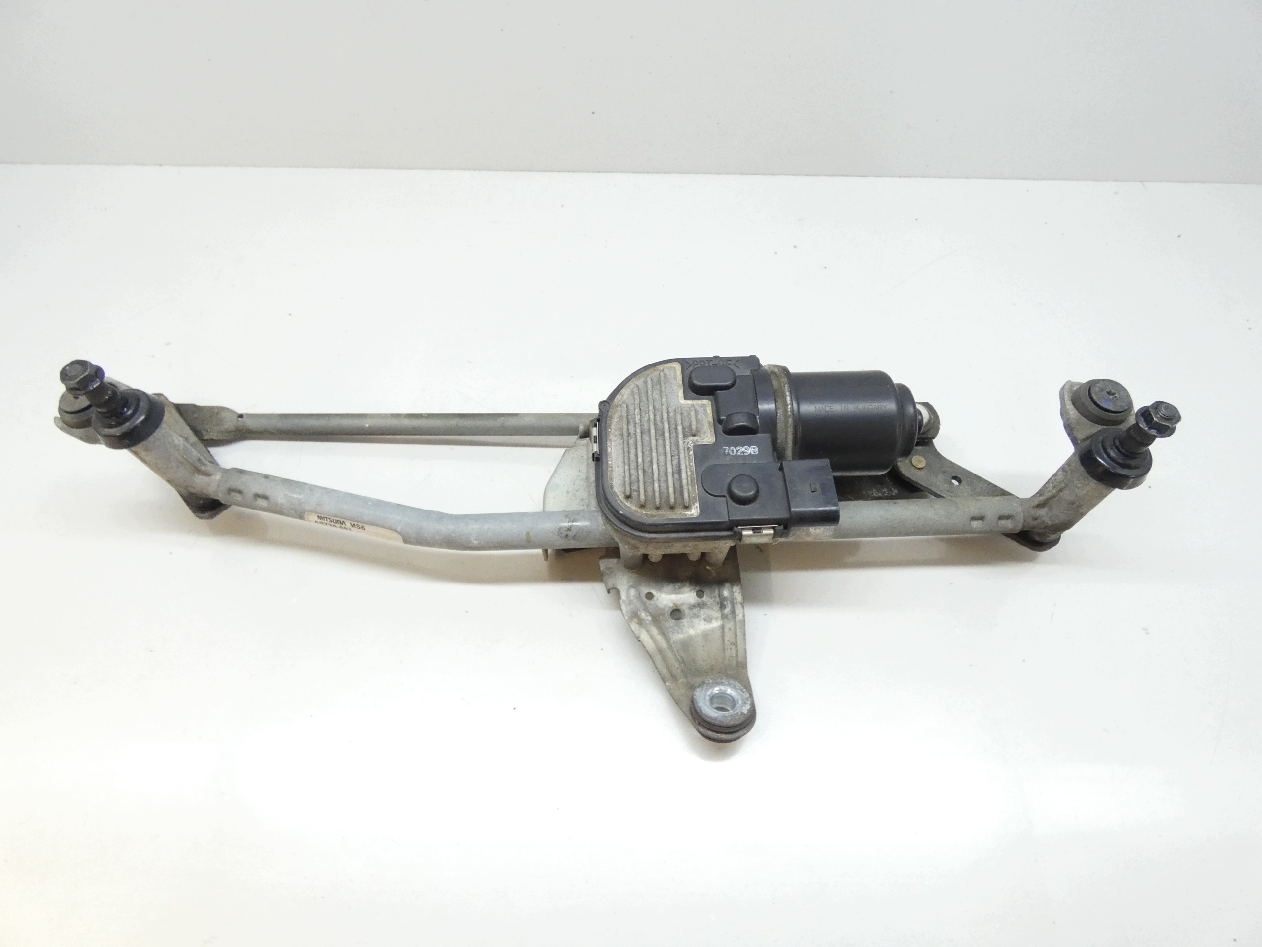 wiper mechanism front VW PASSAT B6 05-10 3C1955023E complete