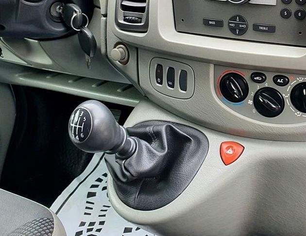 

Mieszek biegów Renault Trafic II (2001-2014)