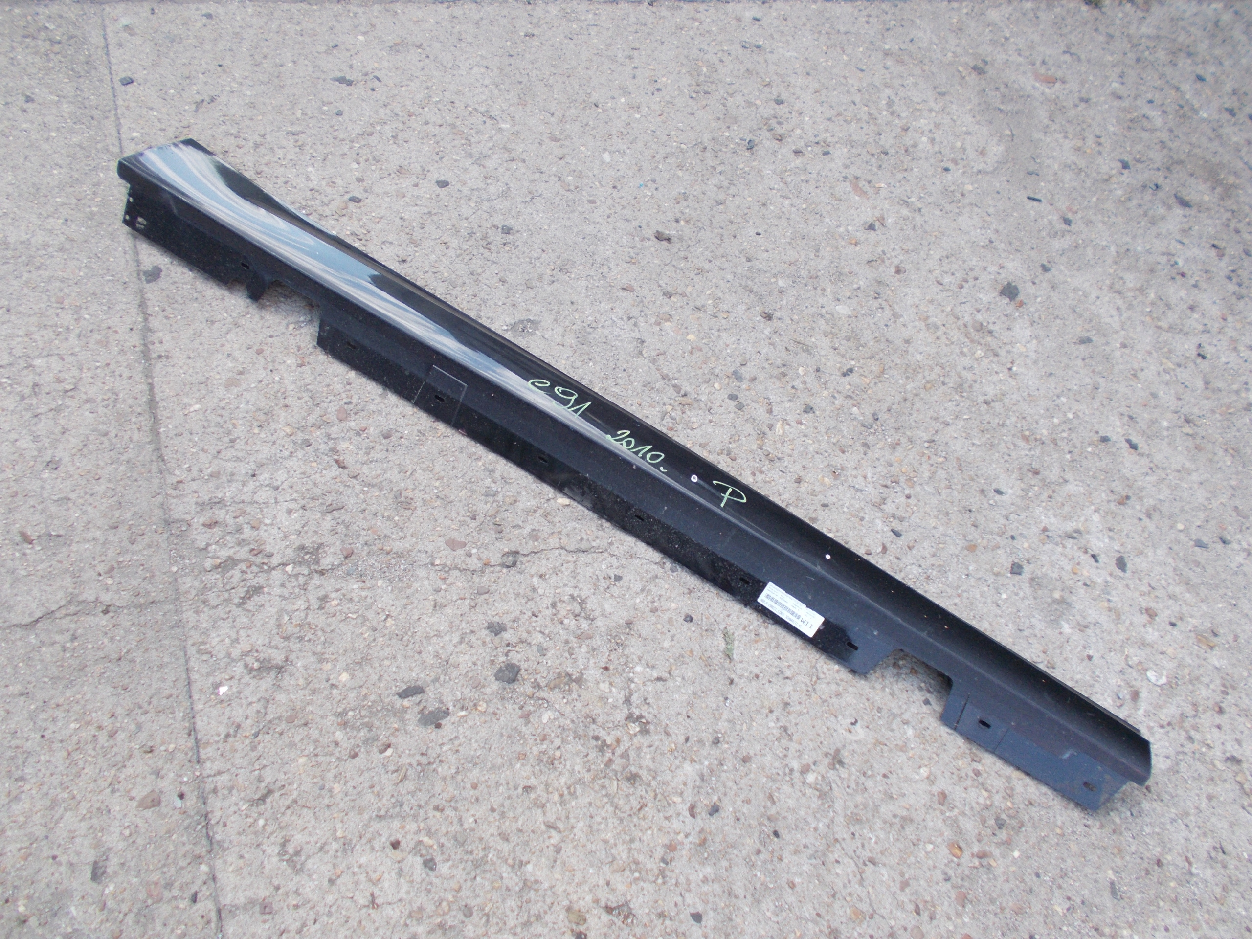 BMW E91 2.0 D 10R moulding cap threshold right 7202652 SCHWARZ II