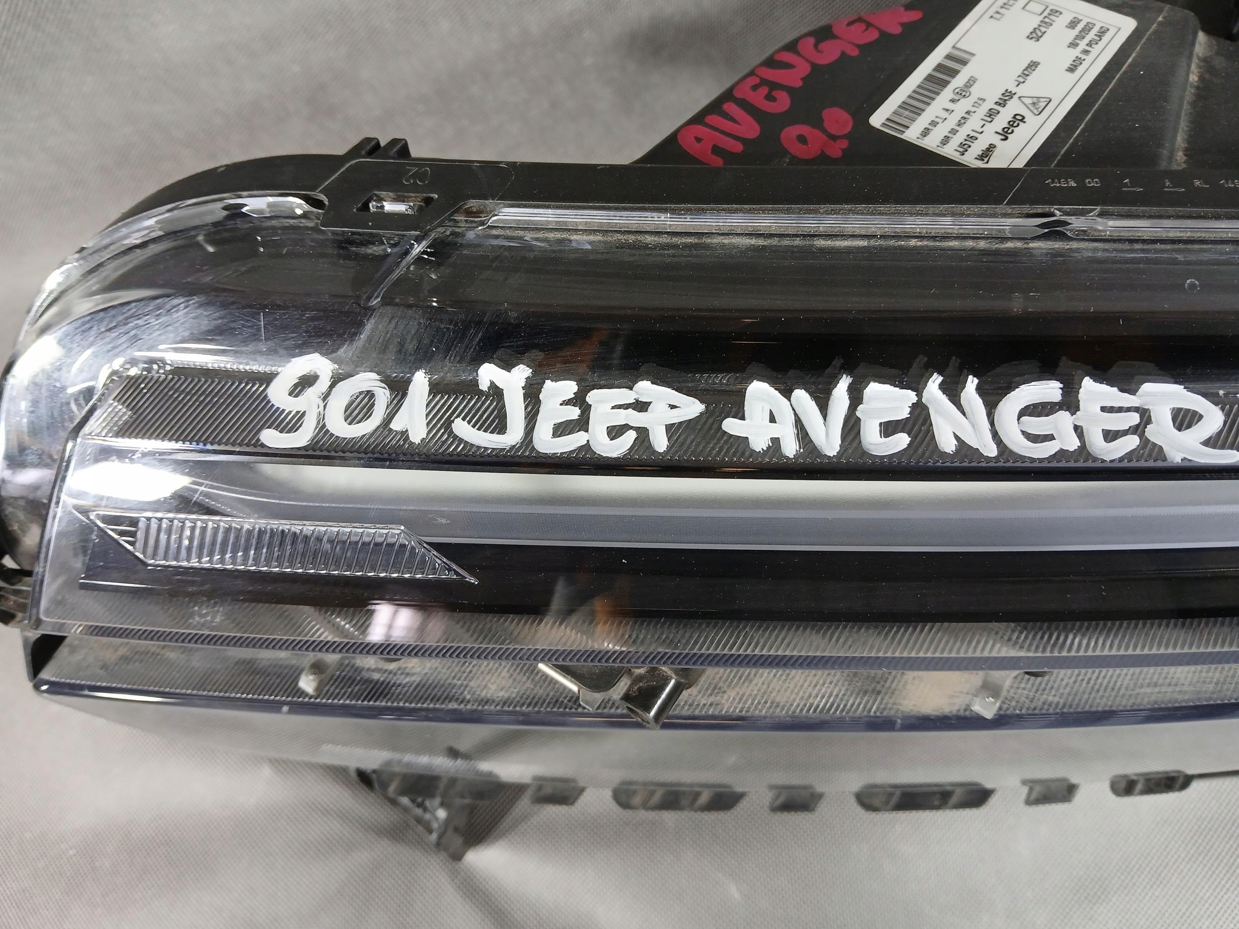 AVENGER фара левая full led 52218719