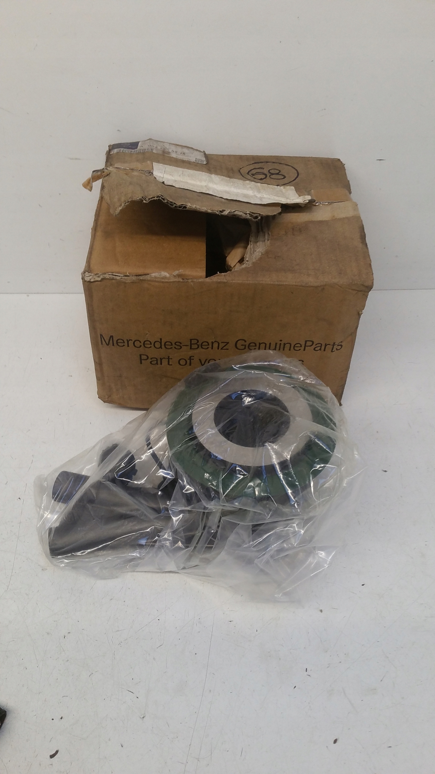 sensor wysprzeglik 0022505715 Mercedes