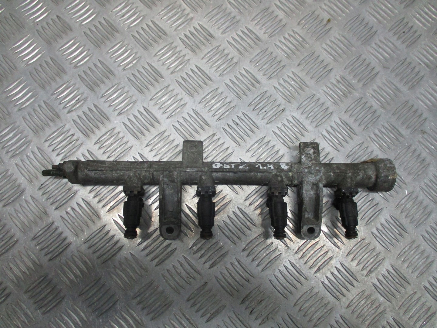 LISTWA WTRYSKOWA HYUNDAI GETZ 1.4