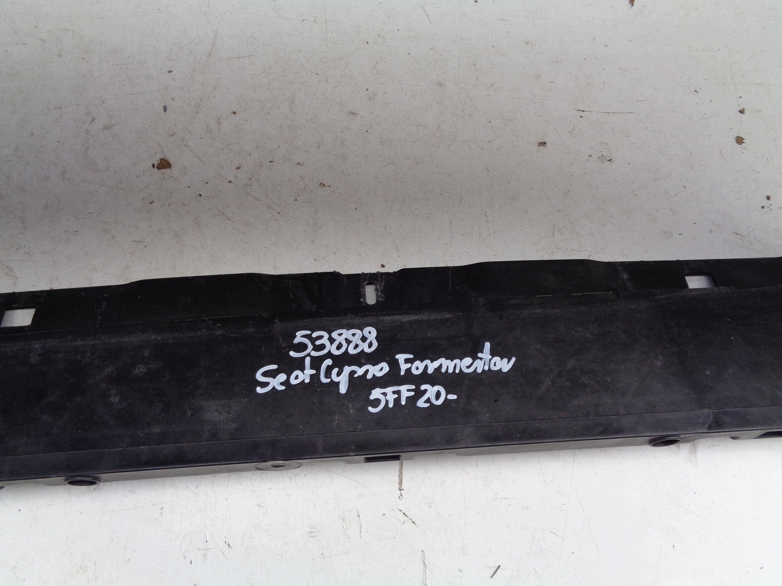 bar, wall front SEAT CUPRA FORMENTOR 5FF 20- NR 53888