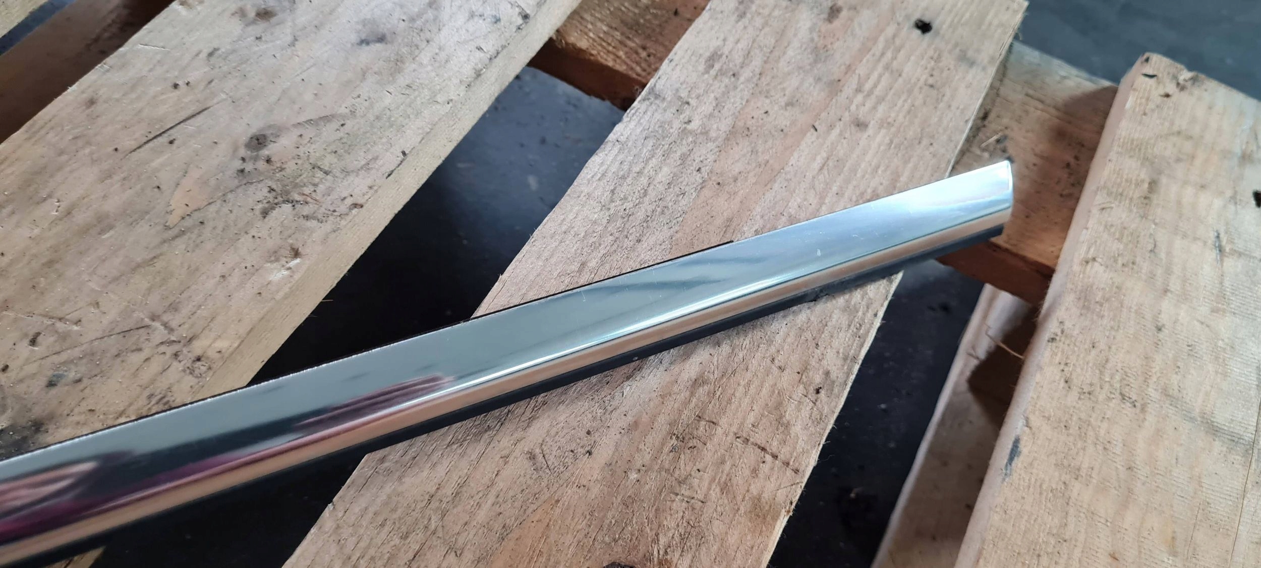 A4 B9 8W moulding dust left left rear part CHROM 8W0853763B