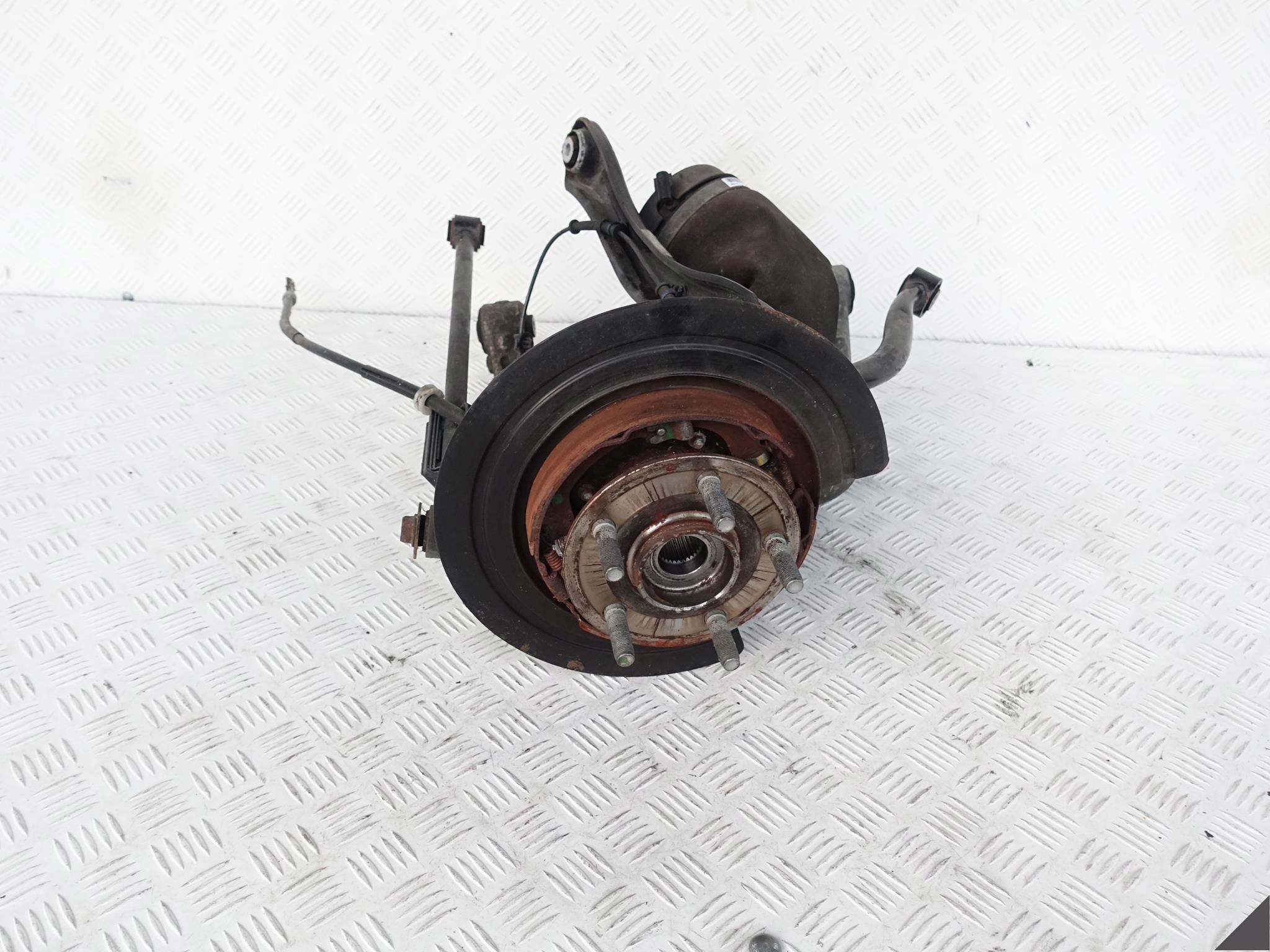 GRAND CHEROKEE WK2 3.0d swing arm right rear part