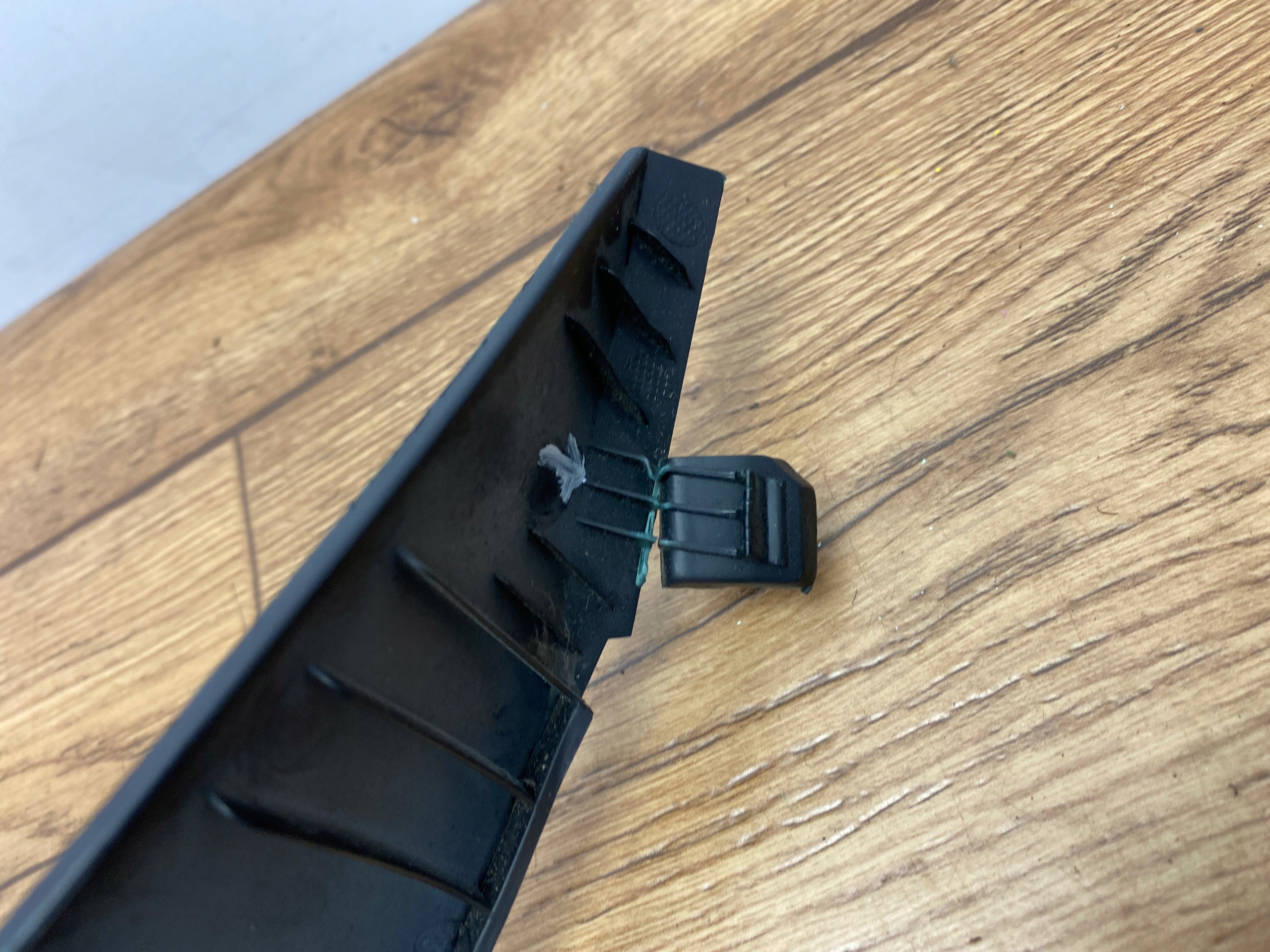 pillar A right panel Ford Mustang 2015+ USA