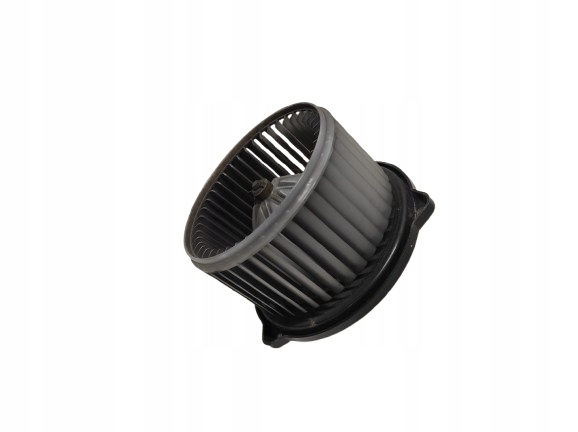 TOYOTA YARIS 1 I 99- WENTYLATOR DMUCHAWY NAWIEWU