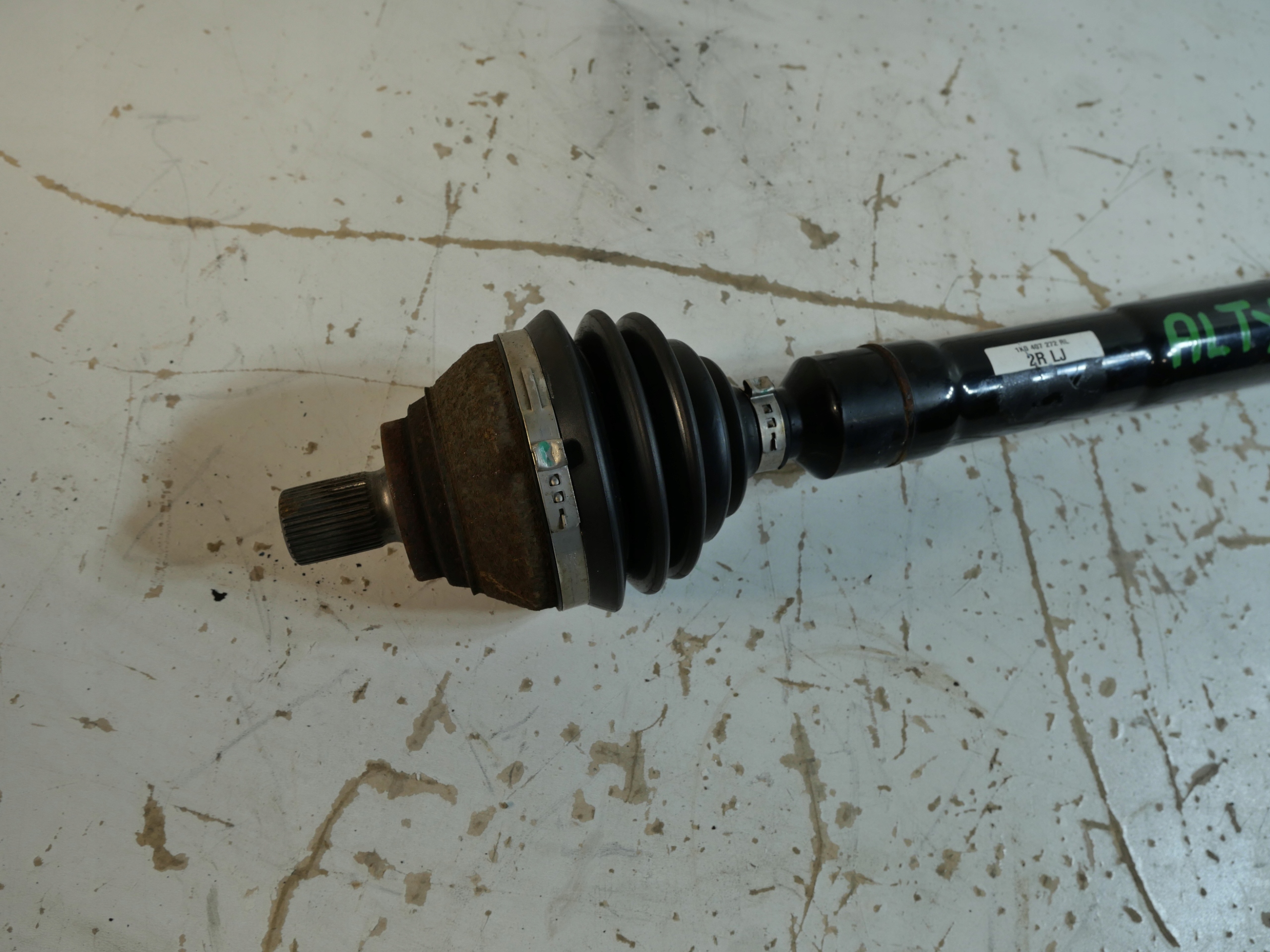 semi-axis right front AUDI SEAT SKODA 1K0407272RL