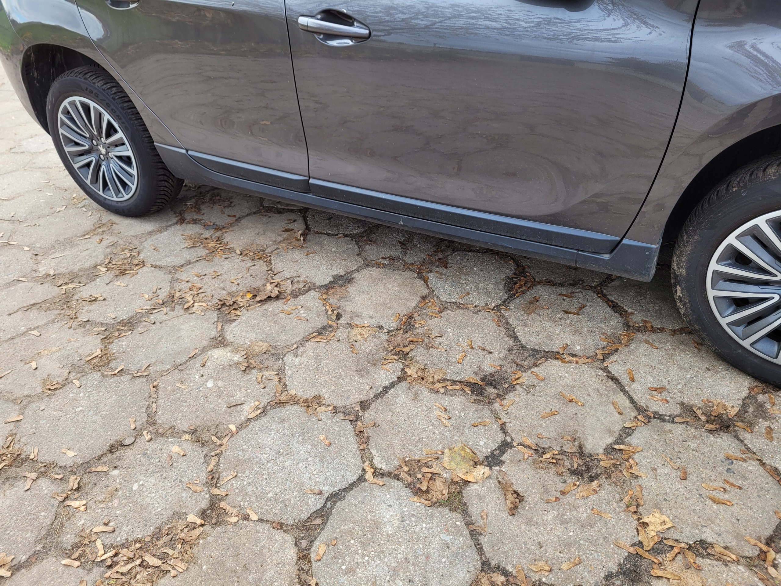 moulding threshold right PEUGEOT 2008 and complete