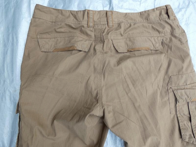 Spodnie trekking Forclaz Travel 100 beżowe khaki Cechy dodatkowe szlufki na pasek