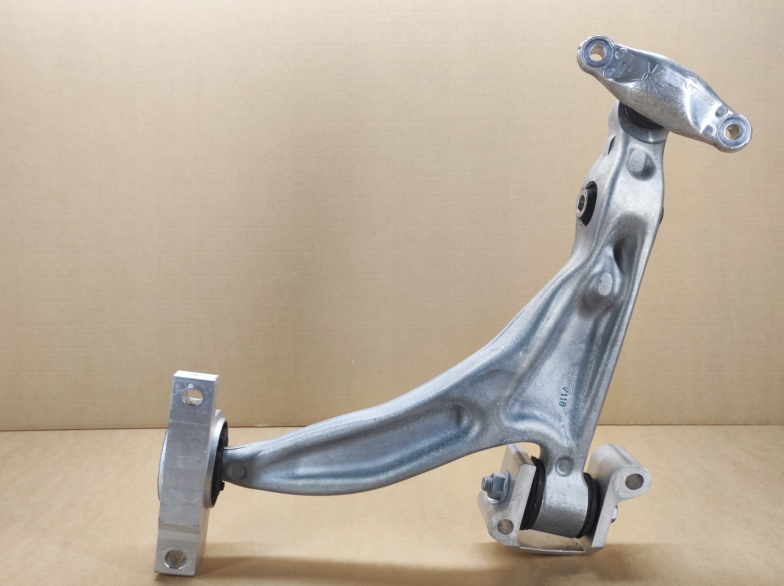 right lower arm front VOLVO V60 II S60 III 18