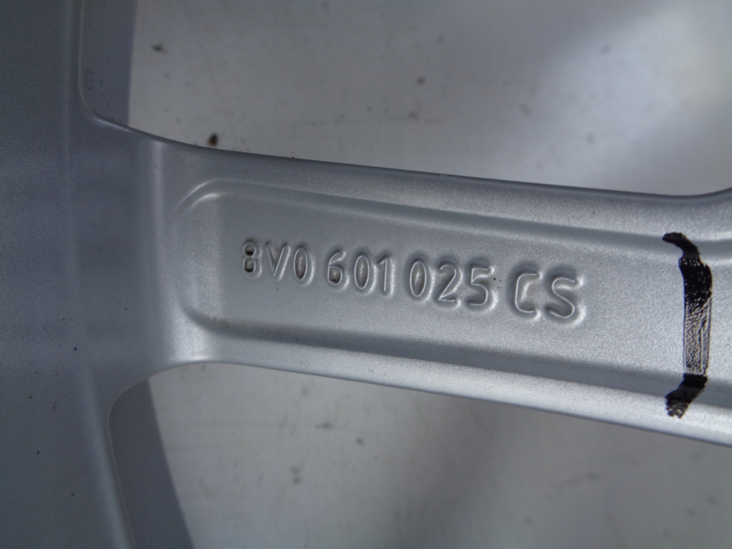 disk hliníkový AUDI 7,5JX17 ET51 5X112