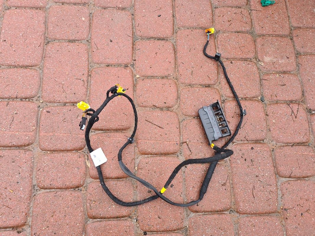 Жгут проводов сиденья Opel Meriva B 13286721