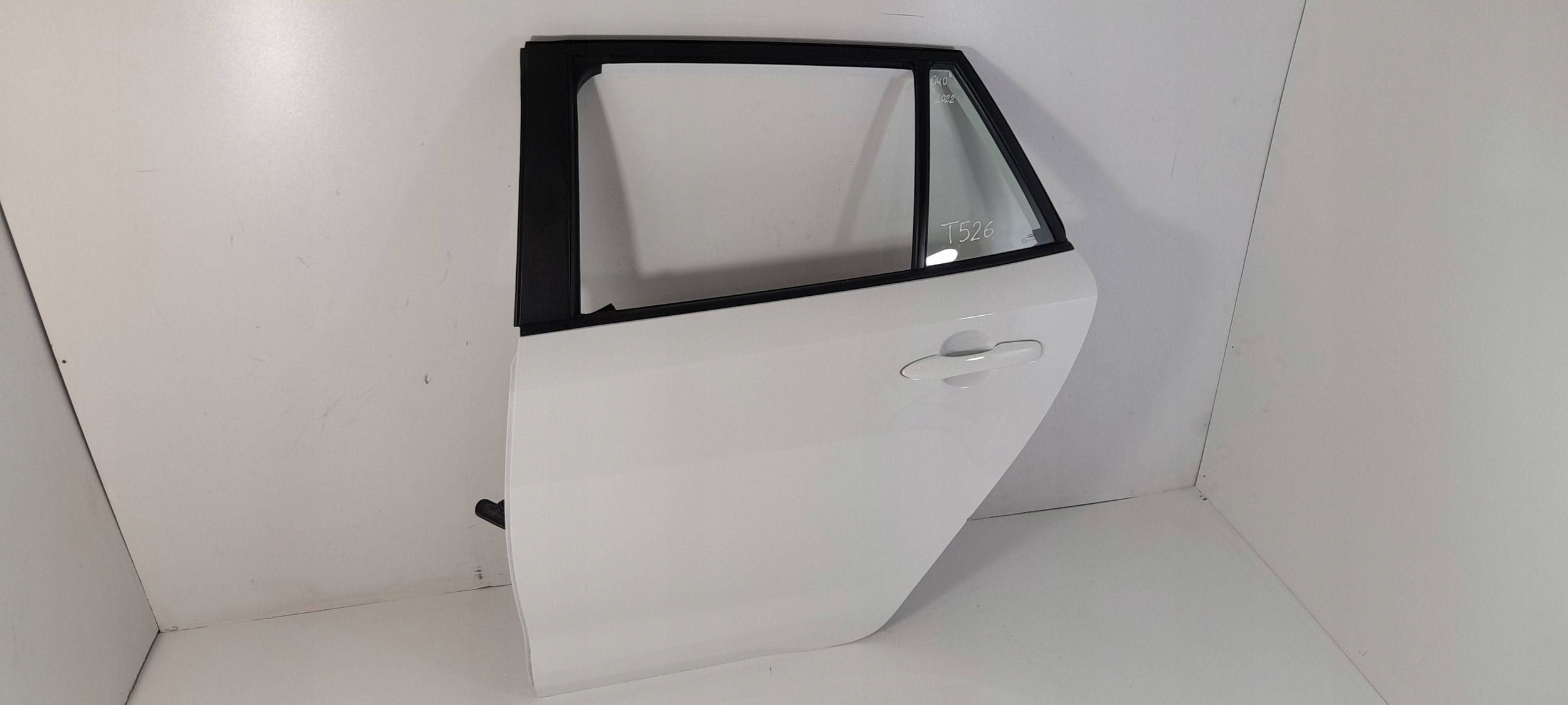 Toyota Corolla E21 Kombi door rear. left (T526)