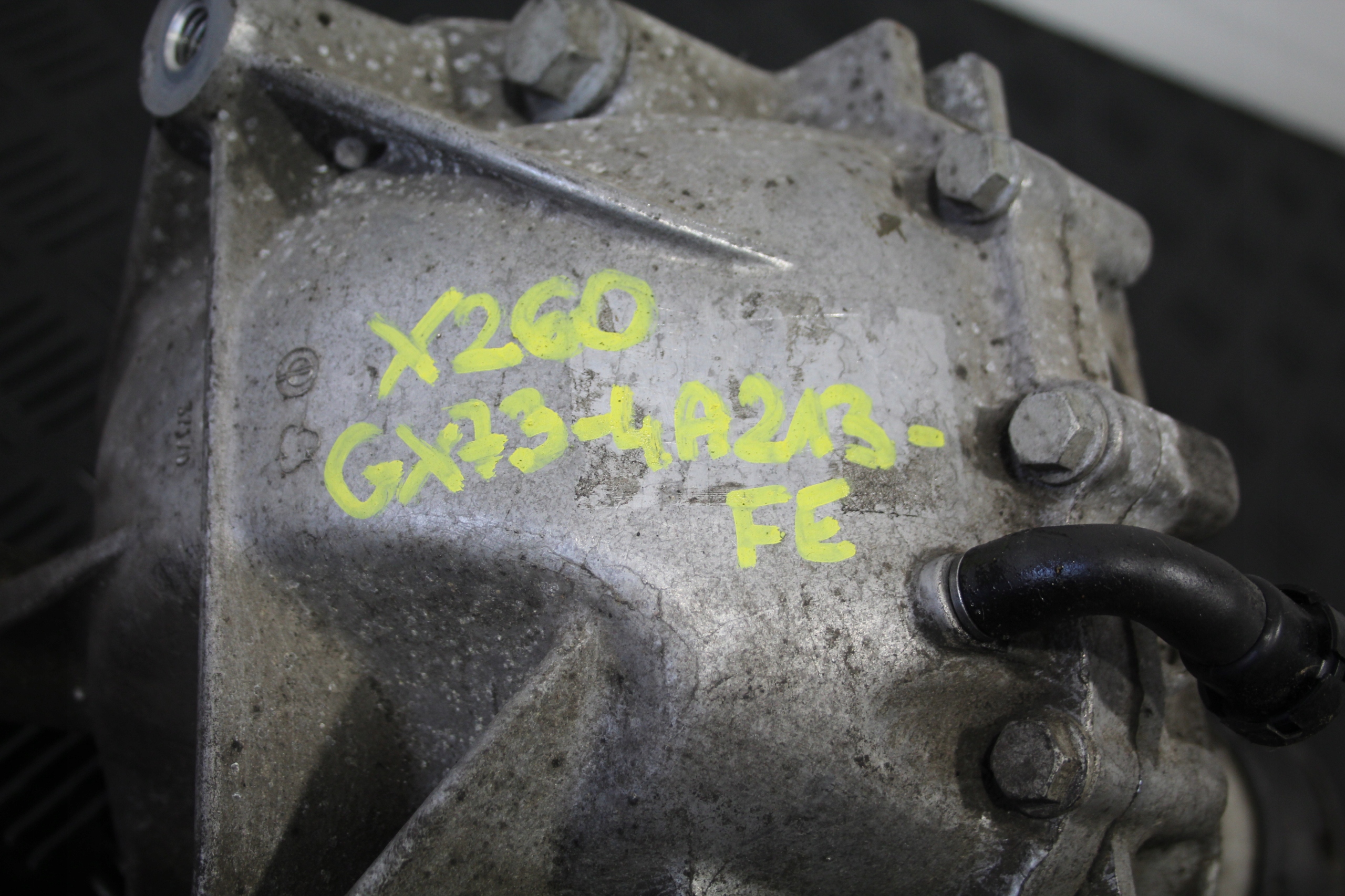 differential diff JAGUAR XF II 2 X260 GX73-4A213-FL