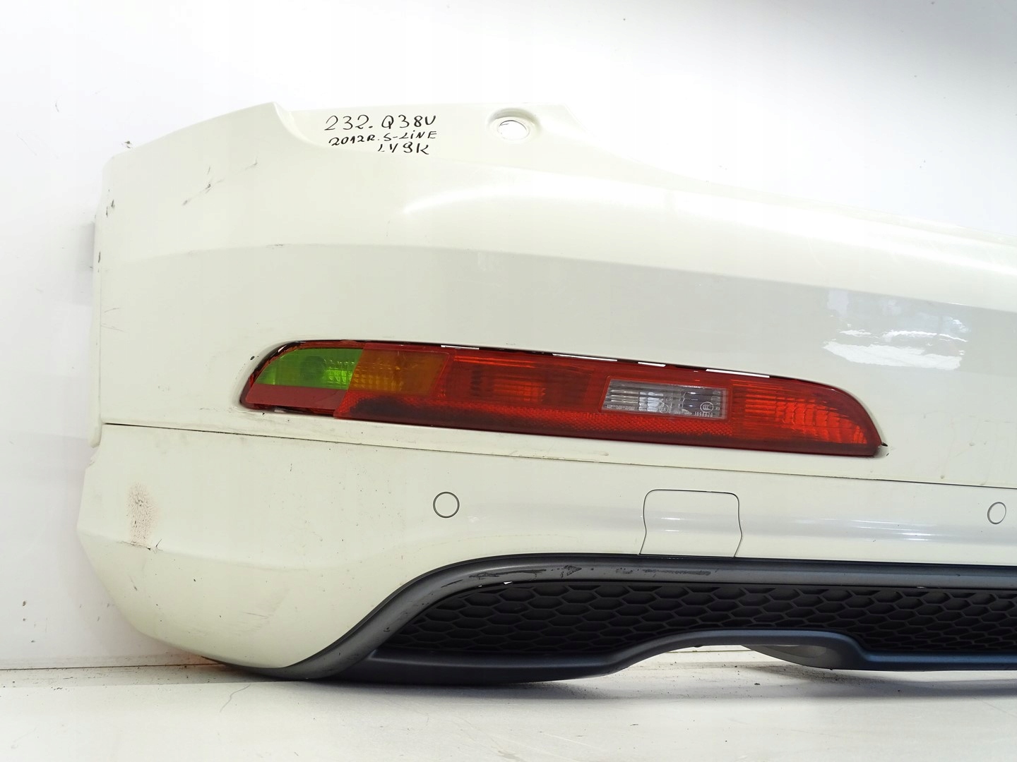 bumper rear part TYLNI AUDI Q8 8U S-LINE LY9K PDC