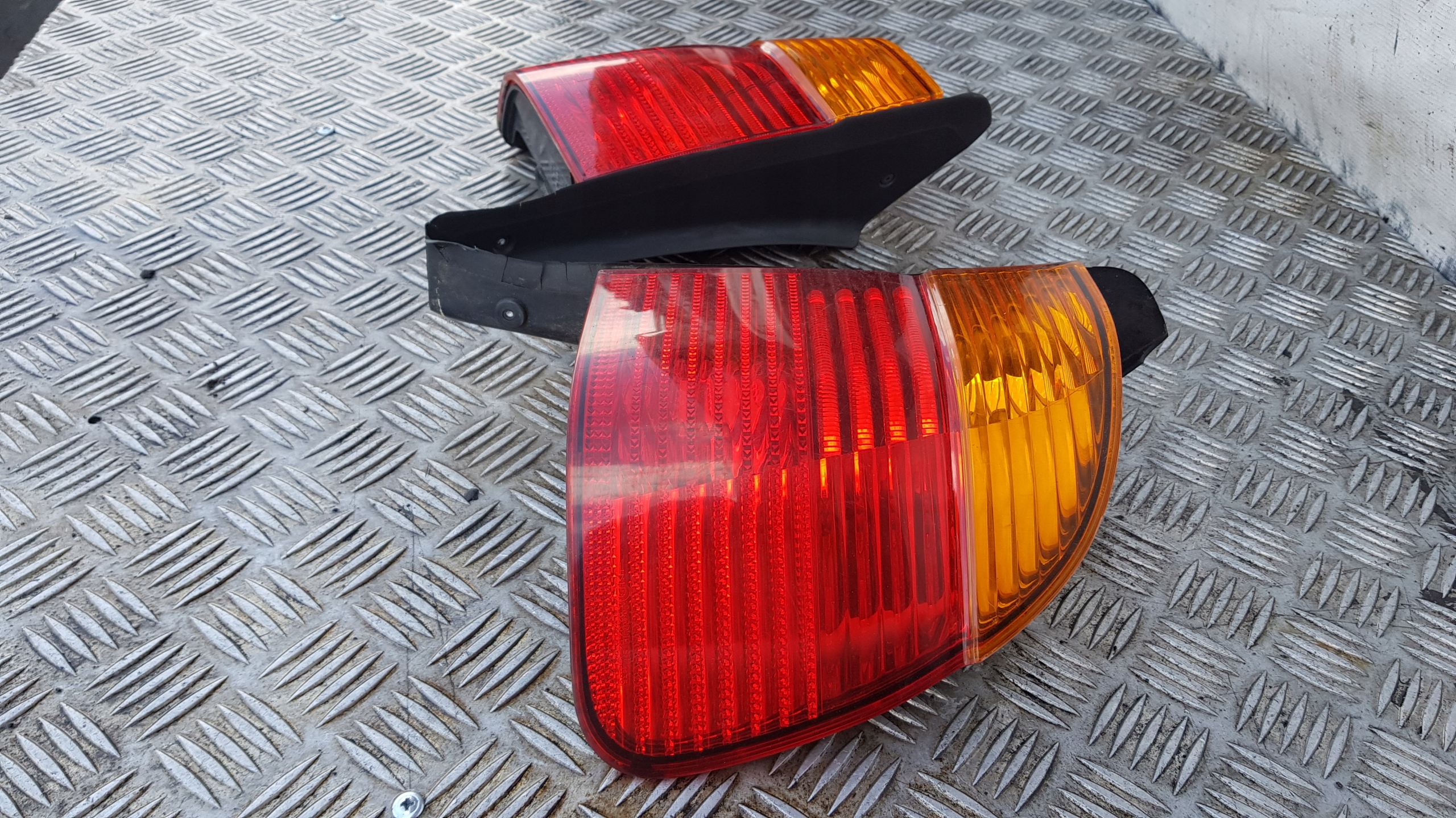 BMW 5 E39 light left right rear part TOURING LIFT