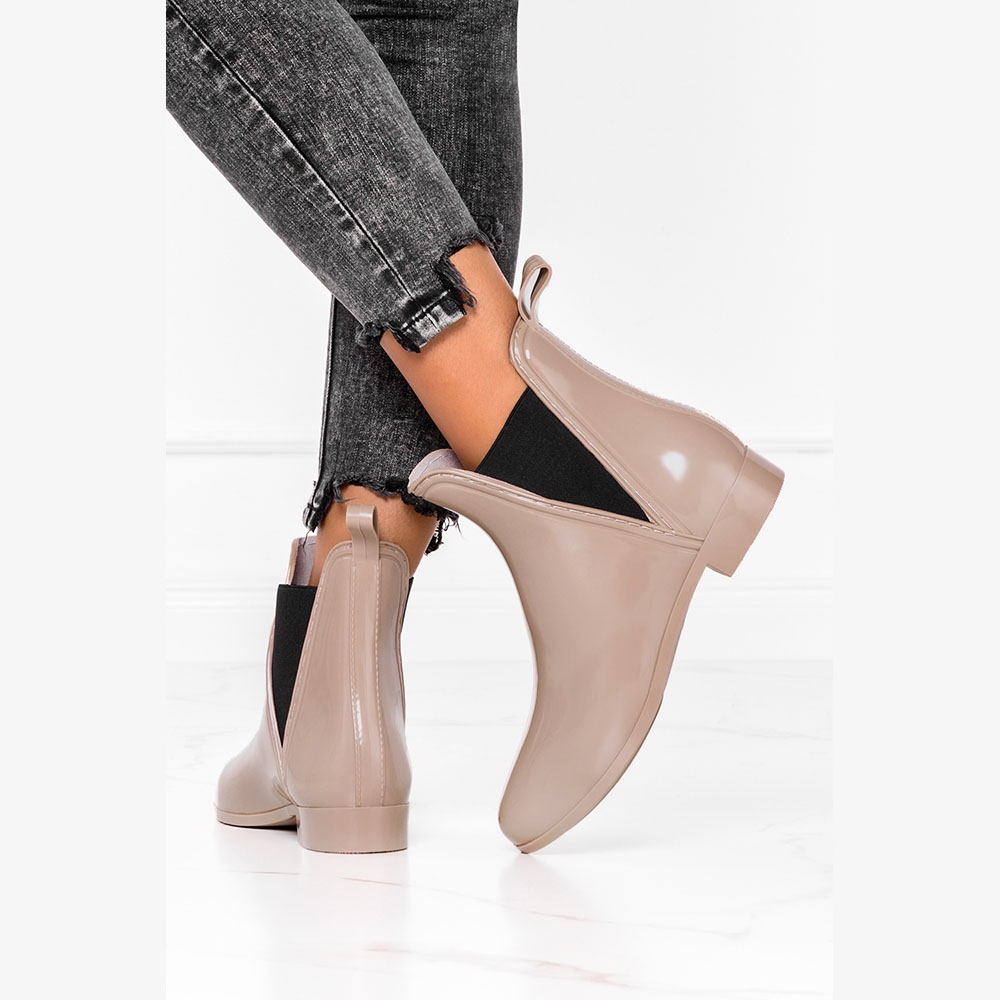 KALOSZE SZTYBLETY BUTY GUMOWCE LEKKIE MODNE NEW 40 Oryginalne opakowanie producenta pudełko