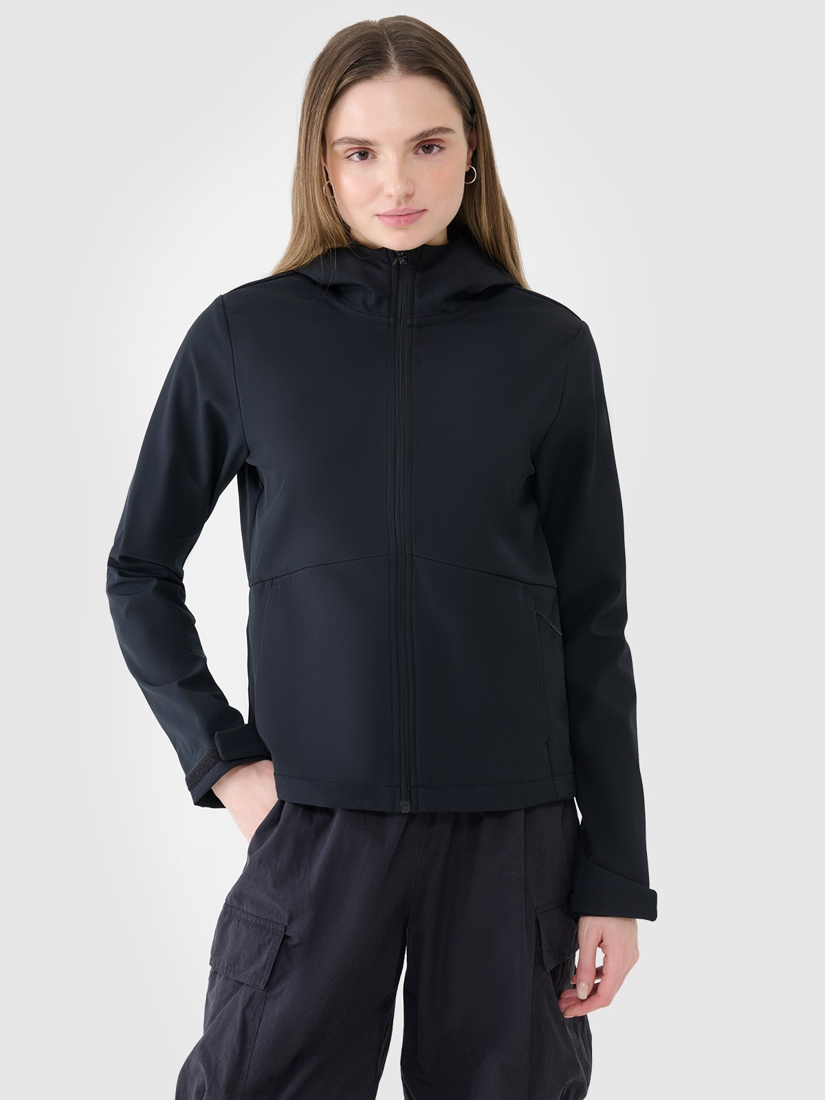 Dámská Bunda 4F Softshell Větruvzdorná Xs F320 SS25