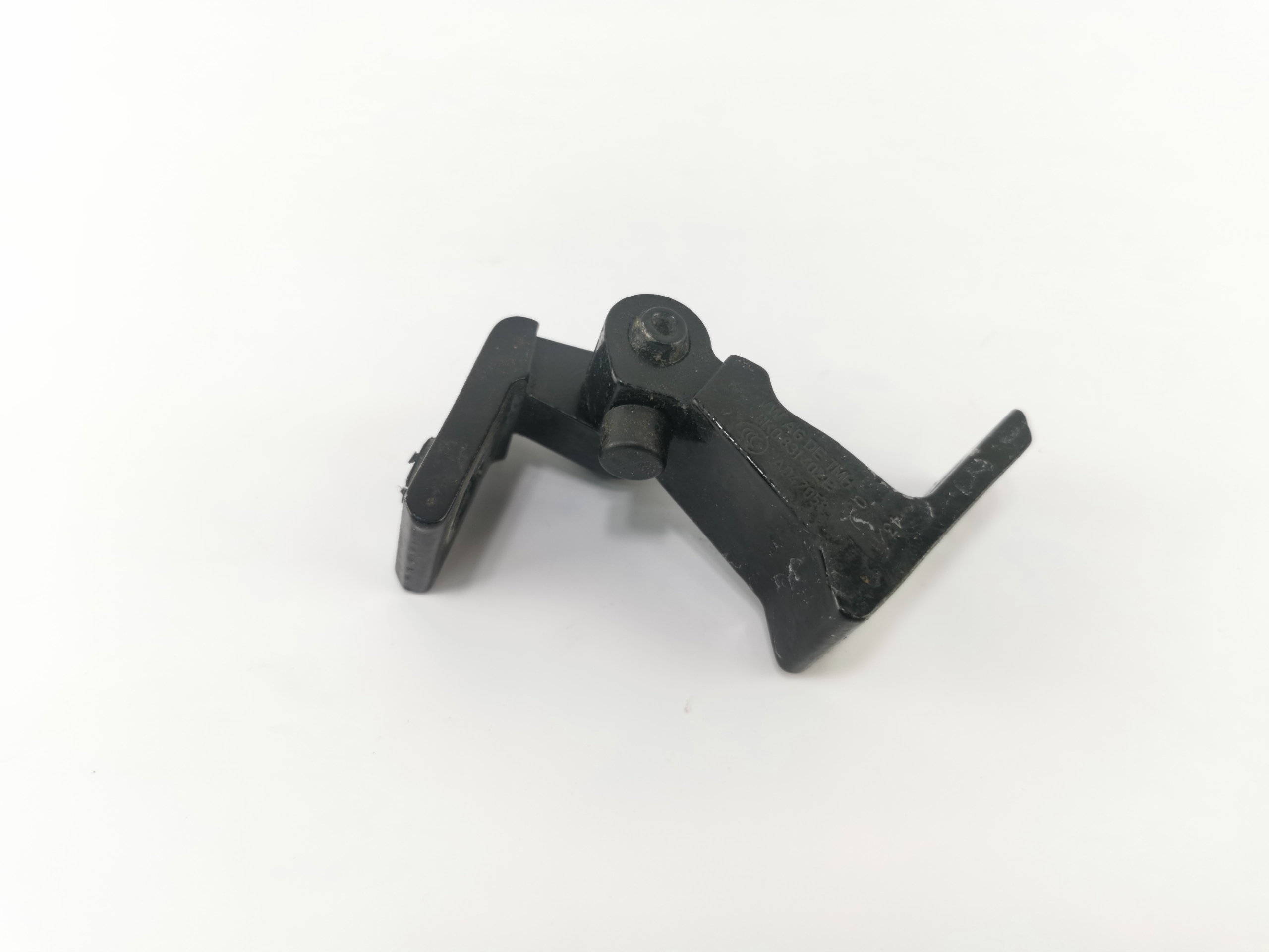 hinge door right rear part lower AUDI SQ5 Q5 8R 8K0831402E