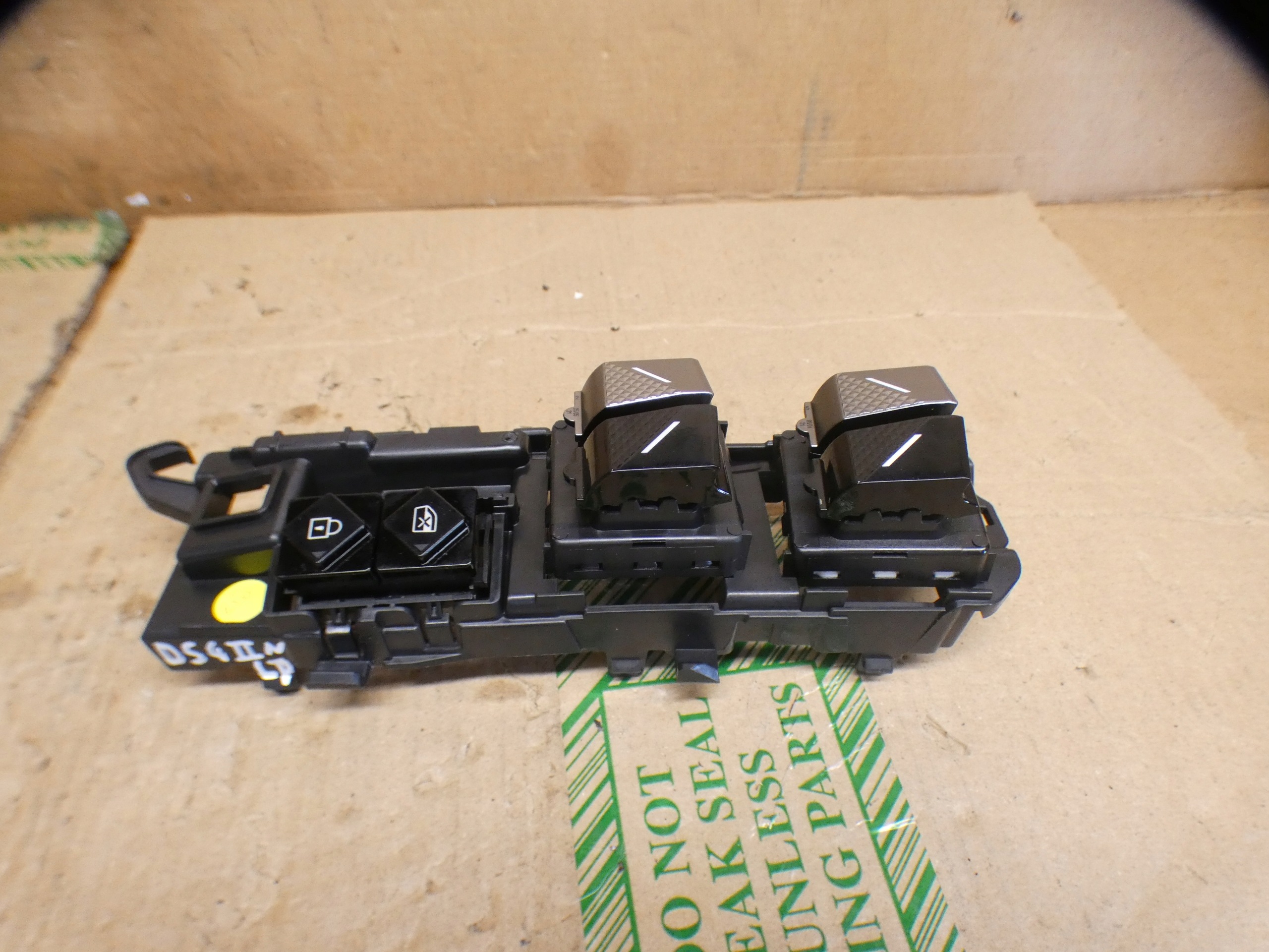 Pannello controllo VETRO finestrino Crossback DS DS4 9835036680