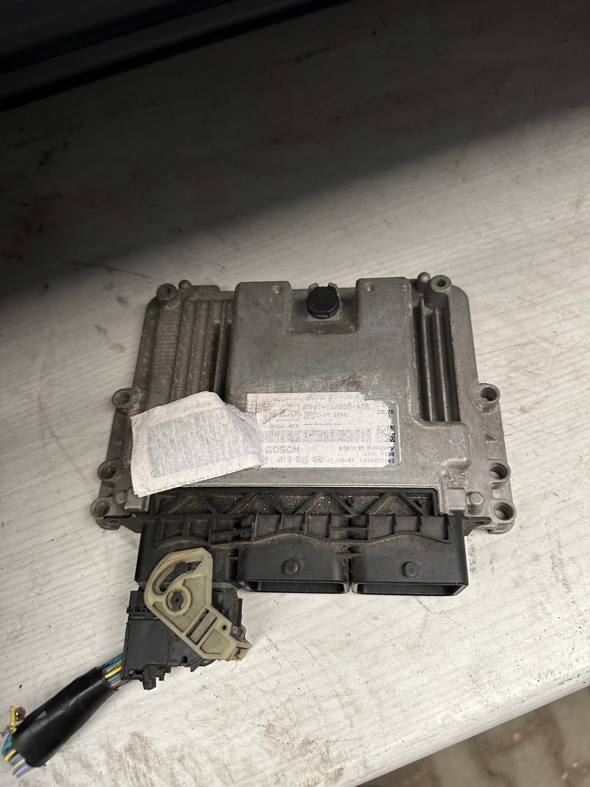 8V21-12A650-ACB Bedienteil Computer Ford fiesta mk7