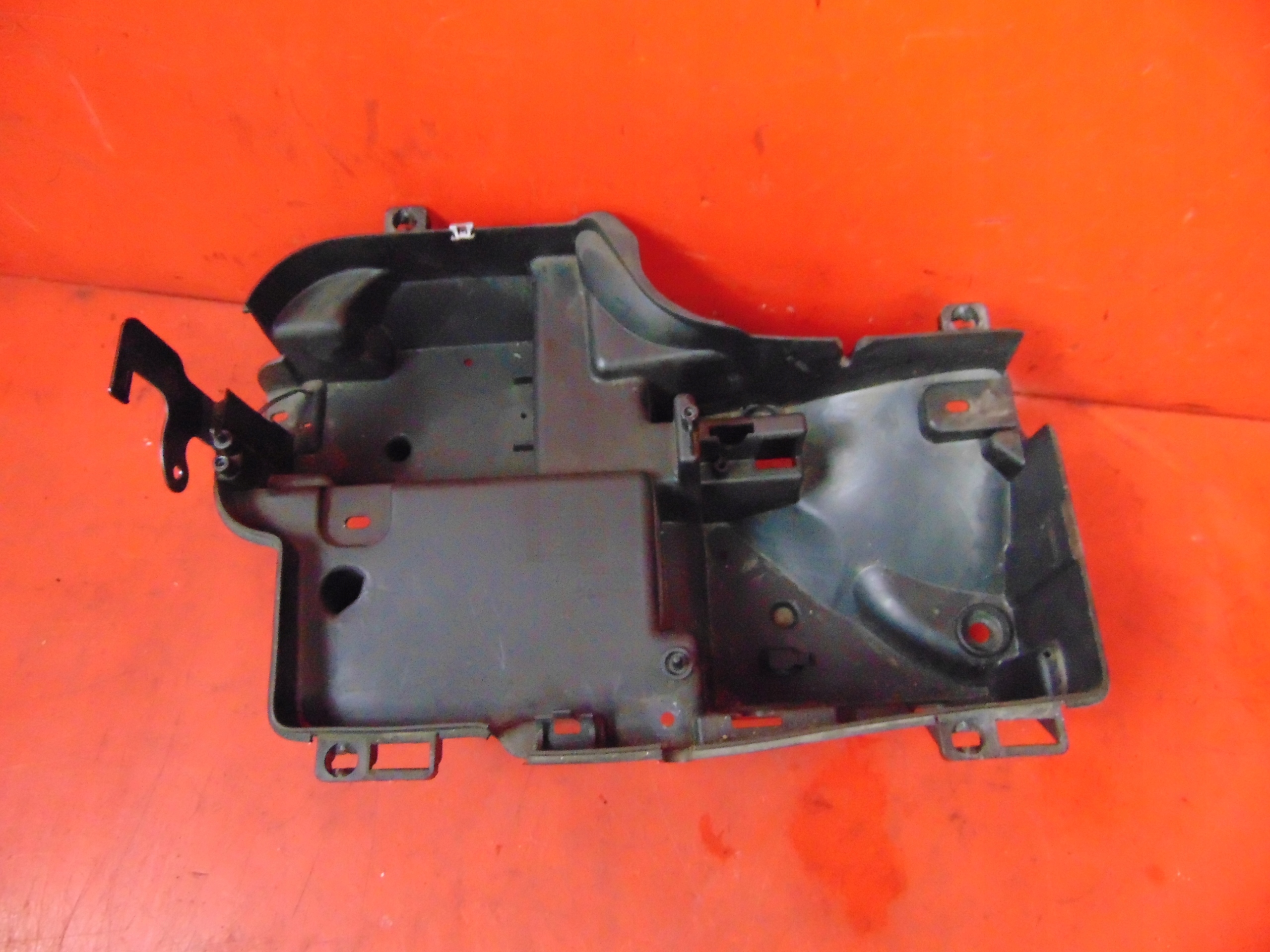 PEUGEOT 407 cover KOMPUTERA compartments fuse
