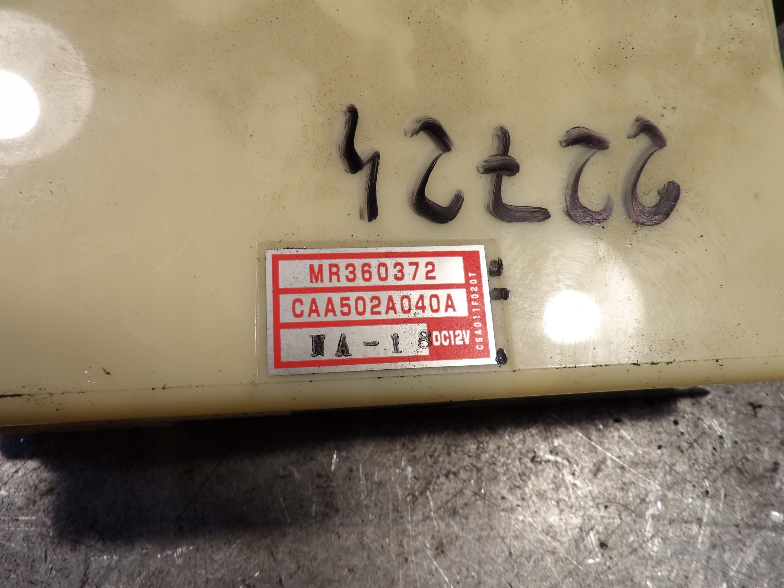 Mitsubishi Galant VII panel klími, klimatizaci MR360372 CAA502A040A